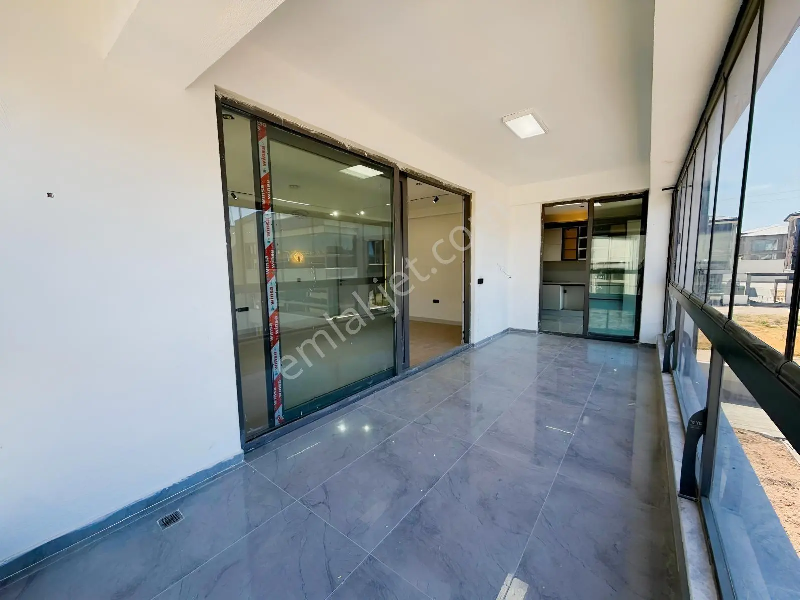 Site İçerisi Akıllı Ev Sistem Özel Garaj Geniş Balkon Sıfır 3+1 — fotoğraf 2