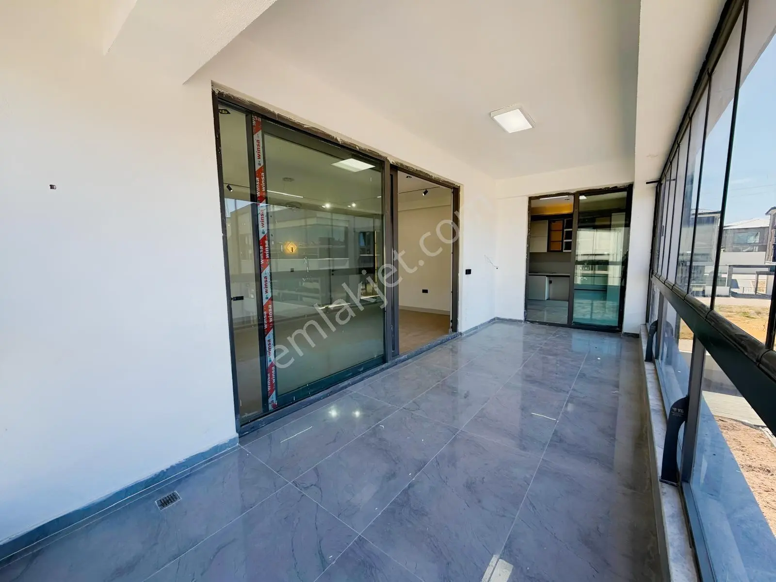 Site İçerisi Akıllı Ev Sistem Özel Garaj Geniş Balkon Sıfır 3+1 — fotoğraf 3