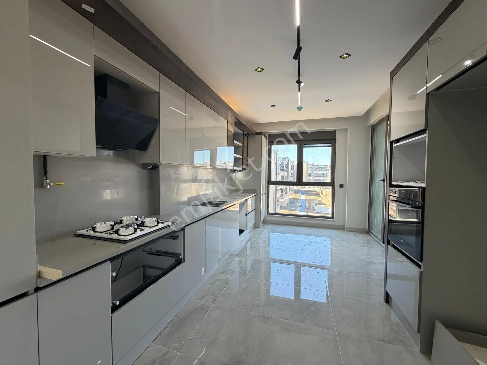 Site İçerisi Akıllı Ev Sistem Özel Garaj Geniş Balkon Sıfır 3+1 — fotoğraf 7