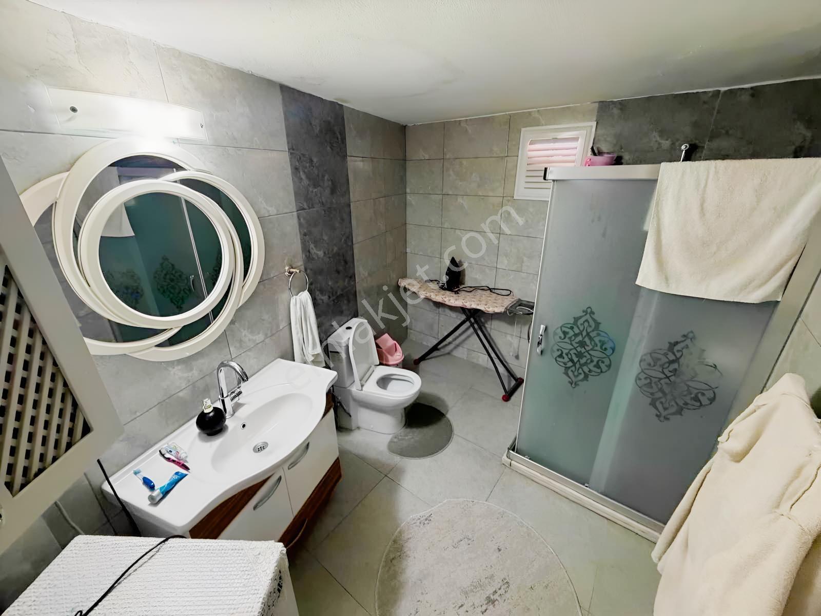 Lozan Caddesinde 165m2 Genişlikte İçi Komple Yenilenmiş Dairee — fotoğraf 20
