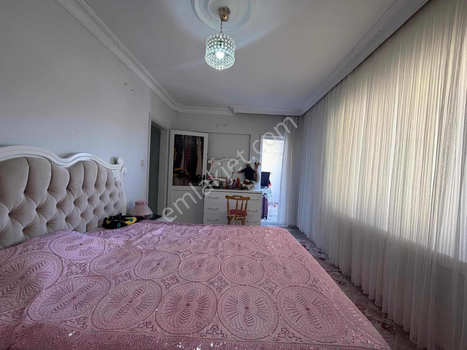 Lozan Caddesinde 165m2 Genişlikte İçi Komple Yenilenmiş Dairee — fotoğraf 33