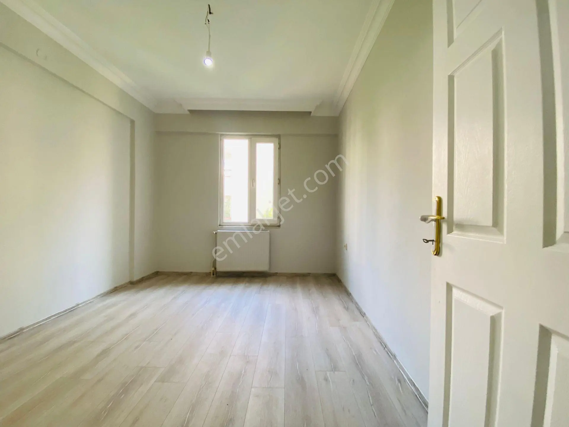 ꧁ay Emlaktan꧂akçay Merkezde Muhteşem Konumlu Arakat Ön Cephe Denize Yakın Satılık 2+1 Daire — fotoğraf 12