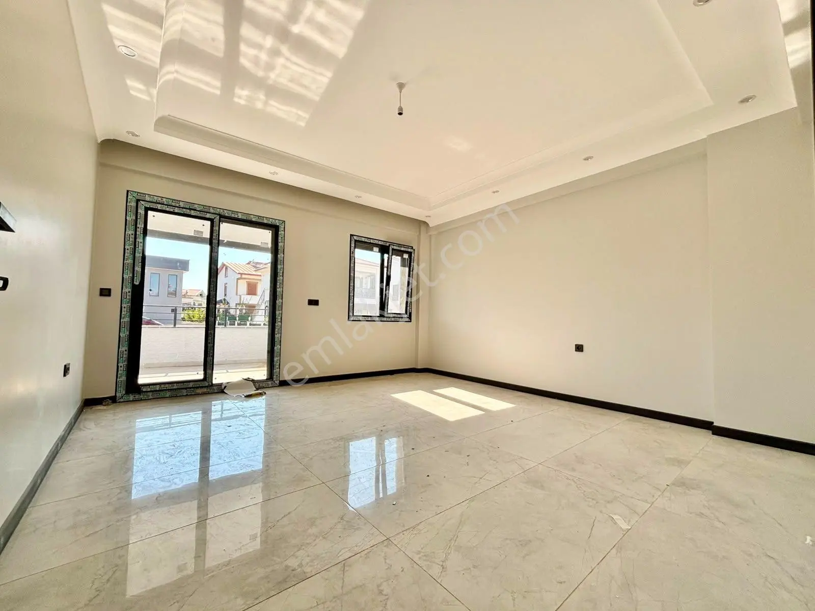 Ay Emlaktan Burhaniye Adyar'da Denize 100 Mt Doğa İle İç İçe Satılık 3+1 Otoparklı Müstakil Villa — fotoğraf 15