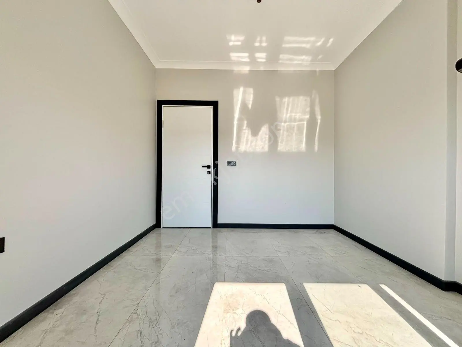 Ay Emlaktan Burhaniye Adyar'da Denize 100 Mt Doğa İle İç İçe Satılık 3+1 Otoparklı Müstakil Villa — fotoğraf 27