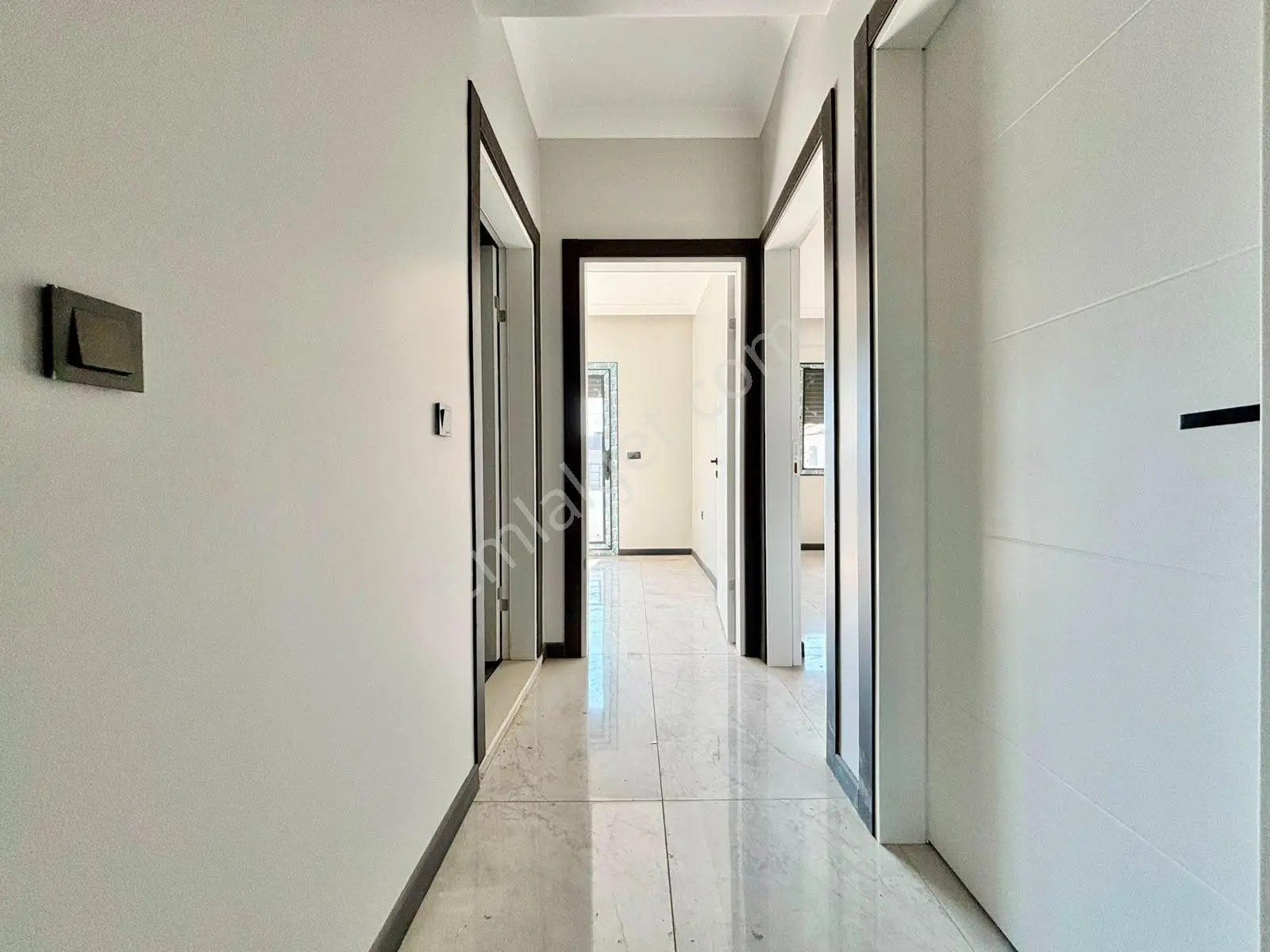 Ay Emlaktan Burhaniye Adyar'da Denize 100 Mt Doğa İle İç İçe Satılık 3+1 Otoparklı Müstakil Villa — fotoğraf 33