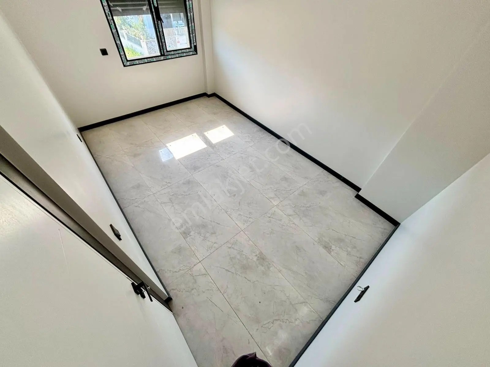 Ay Emlaktan Burhaniye Adyar'da Denize 100 Mt Doğa İle İç İçe Satılık 3+1 Otoparklı Müstakil Villa — fotoğraf 34
