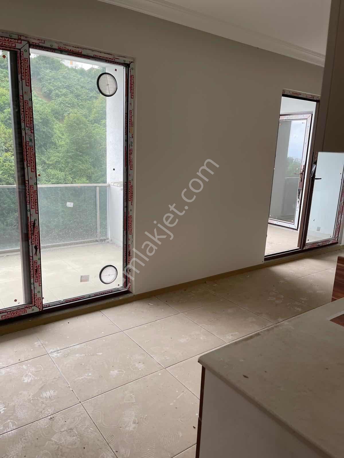 Altın Emlak Trabzon Pelitlide Satılık Deniz Manzaralı 3+1 Daire — fotoğraf 14