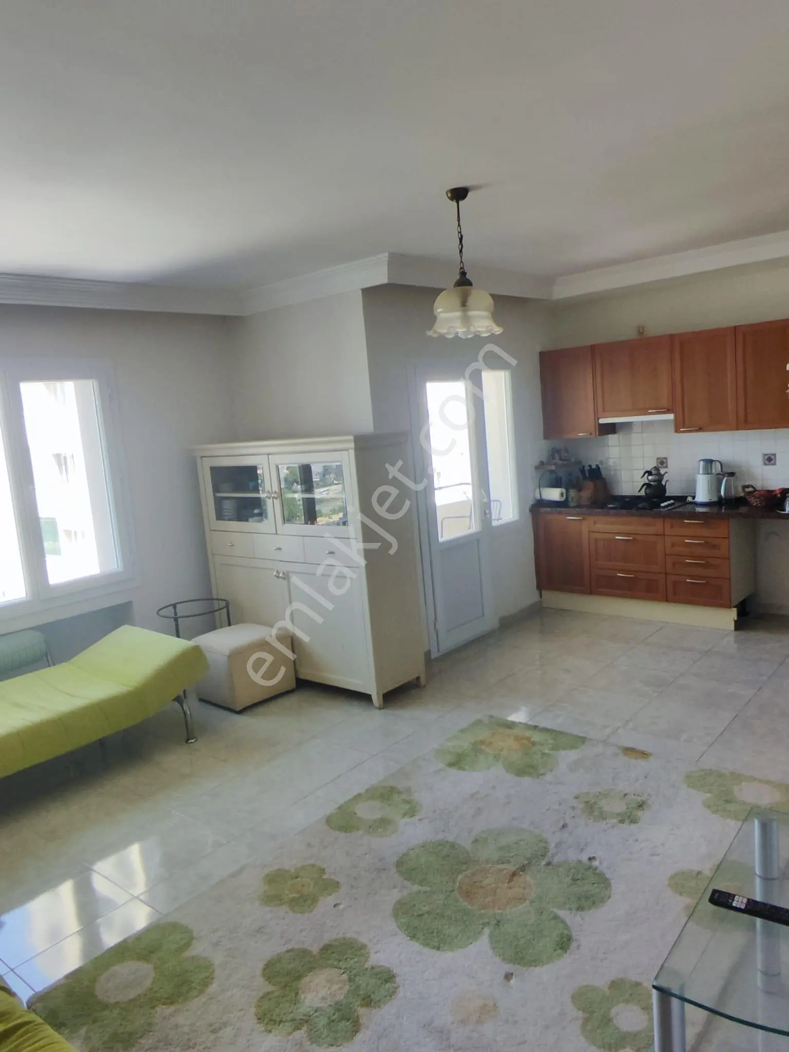 3+1 Göl Manzaralı Güzelyalı 220m2 Herkat Tek Daire 4cephe G.enerji Dgaz 2banyo 4balkon 5-10yaş. — fotoğraf 11