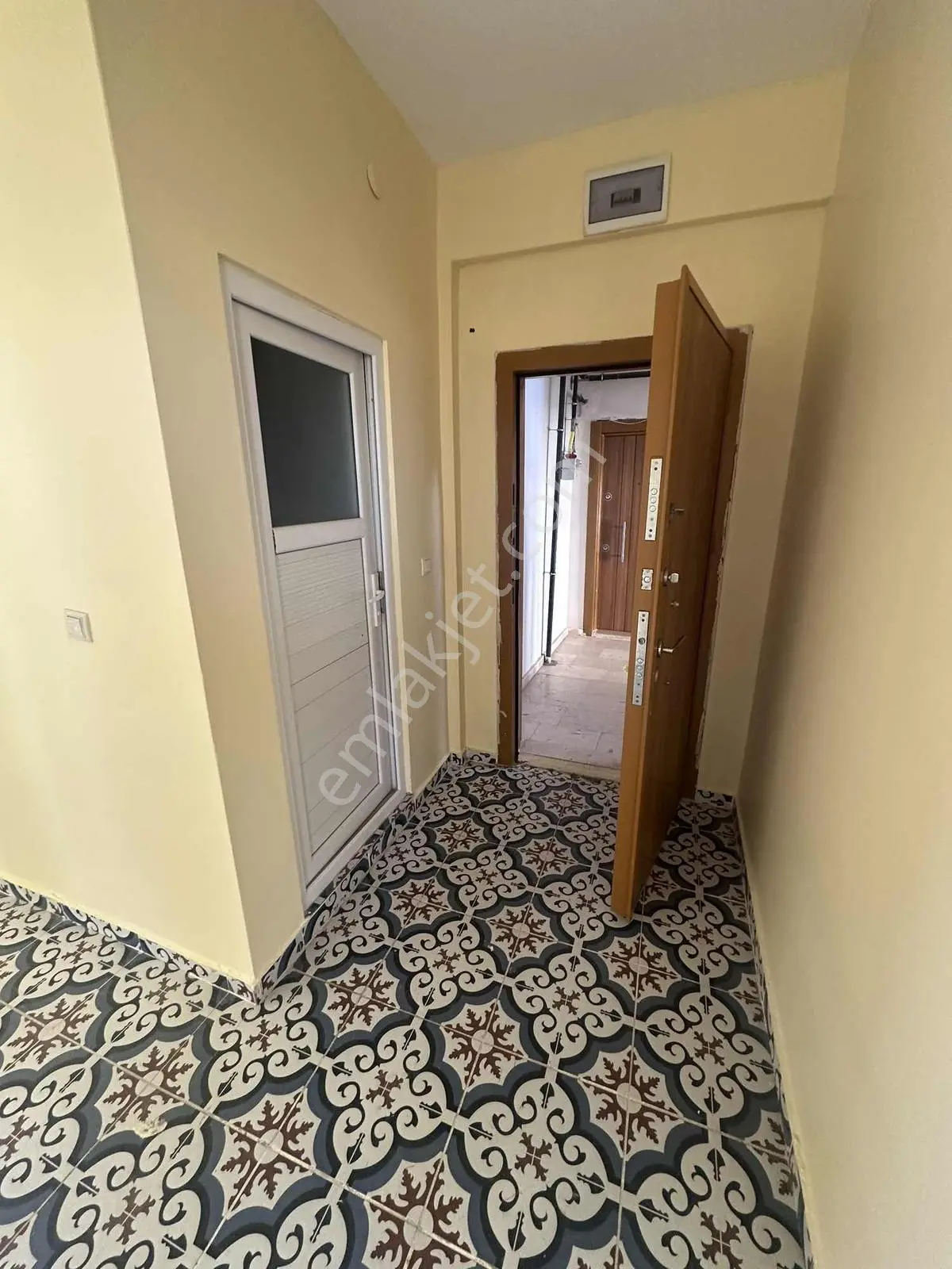 Afetevler 3 Katlı Yapılar Satılık 3+1 Orta Kat — fotoğraf 5