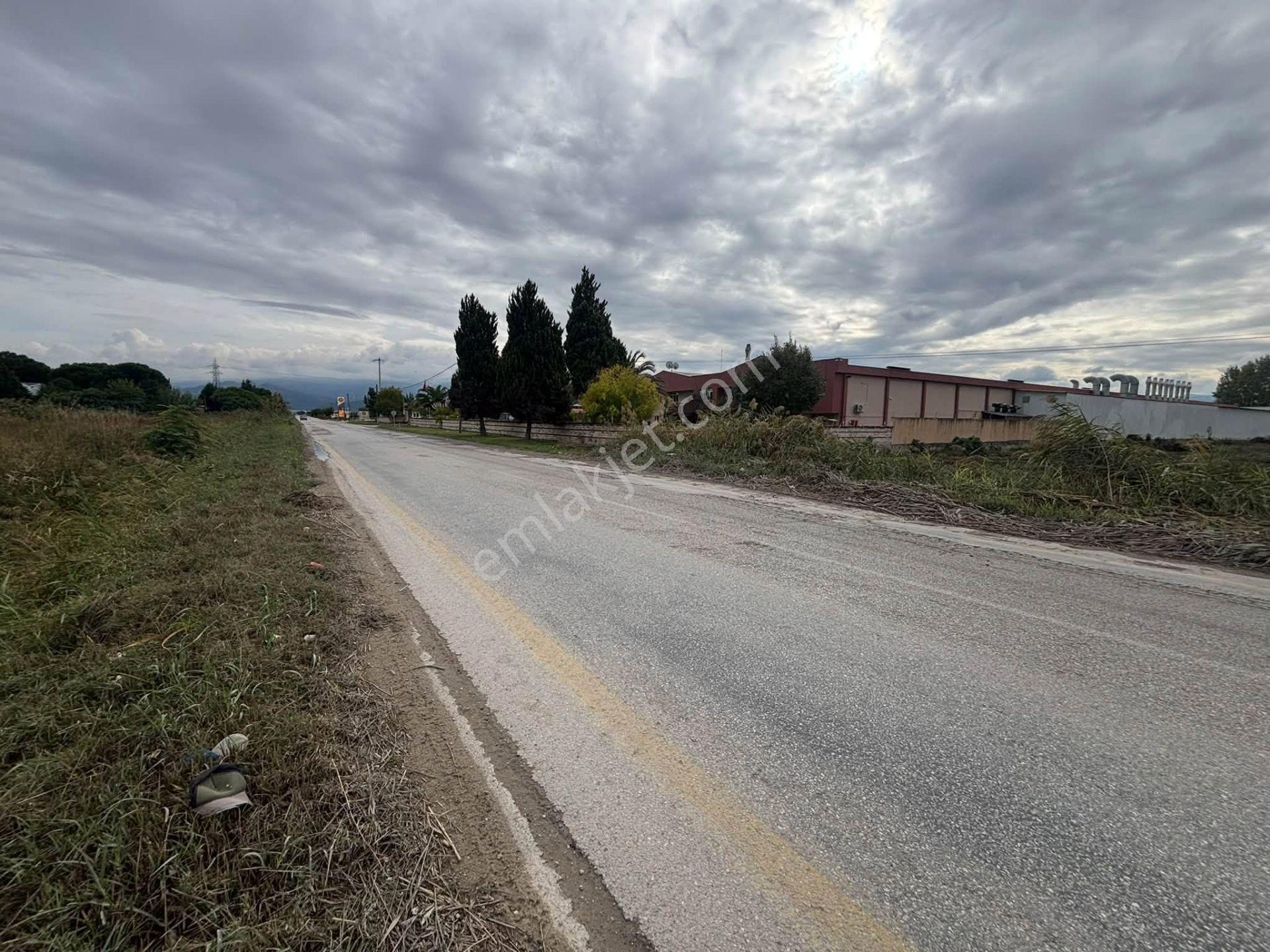 Tc Emlaktan Satılık Mükemmel Konumlu Tarla ! — fotoğraf 19