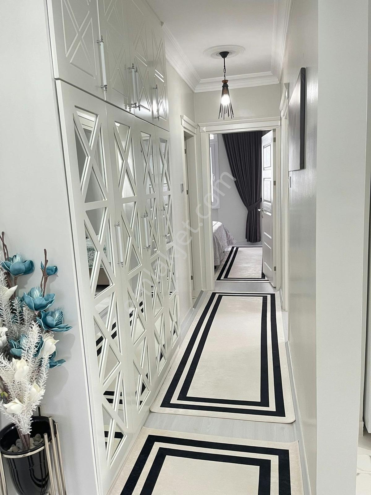 Adana Seyhan Reşatbeyde Satılık Ev Merkezi Konum Avantajı