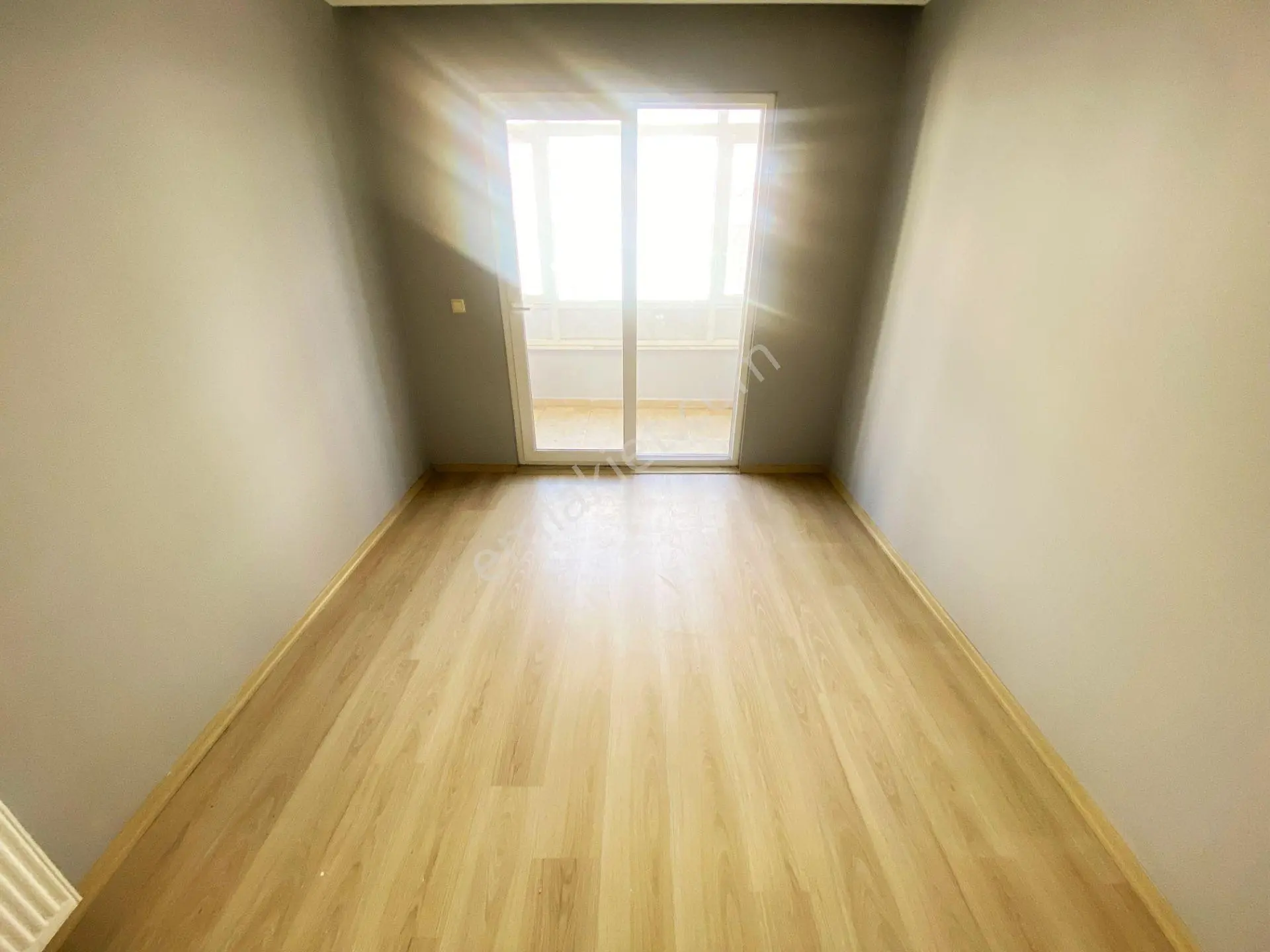 Aktiften Akçayda Satılık Denize 300 Metre 9 Yaşında Arakat Harika Devasa 2+1 Daire — fotoğraf 23