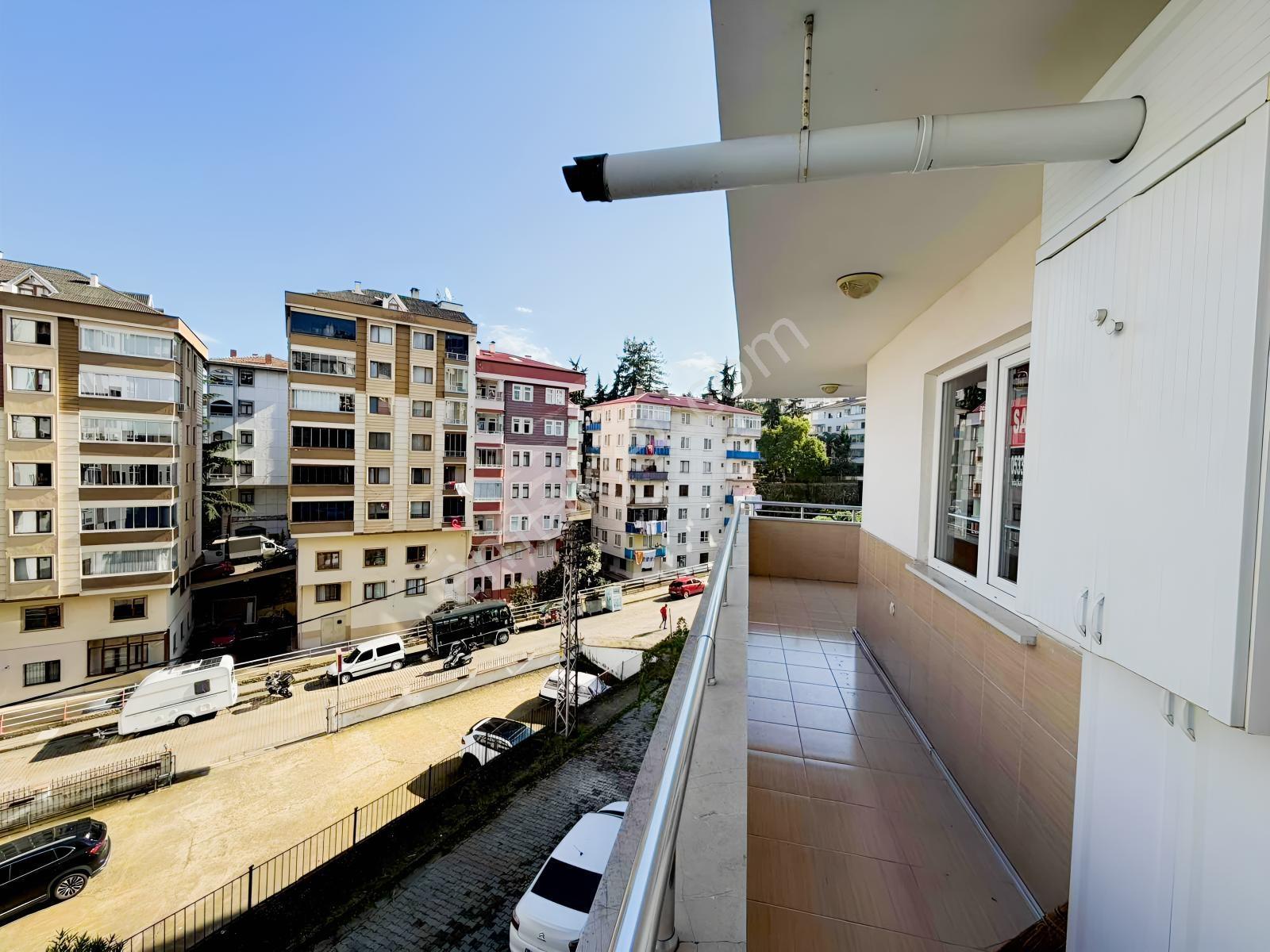 Söğütlü Mah. Satılık Daire 3+1 Doğalgazlı&asansörlü Merkezi Yer — fotoğraf 11