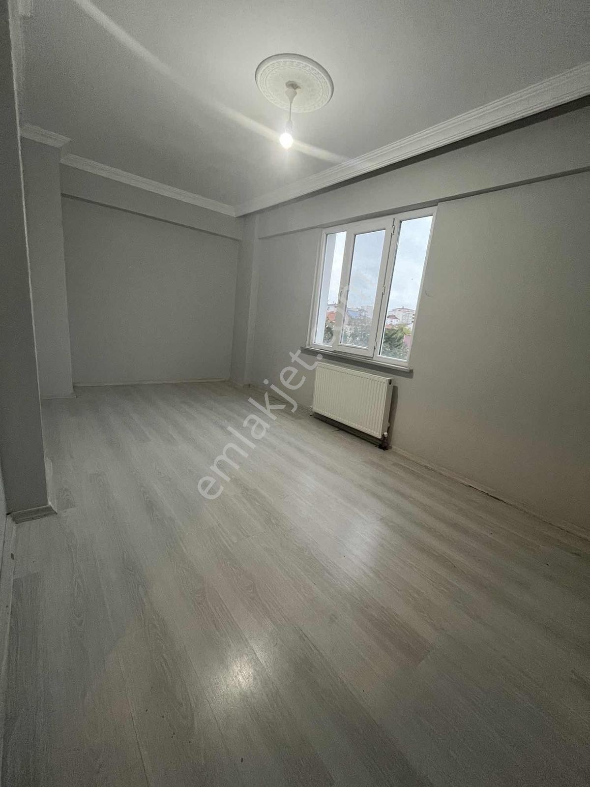 Kapalı Pazar Mevkinde Ön Cephe 2+1 — fotoğraf 3