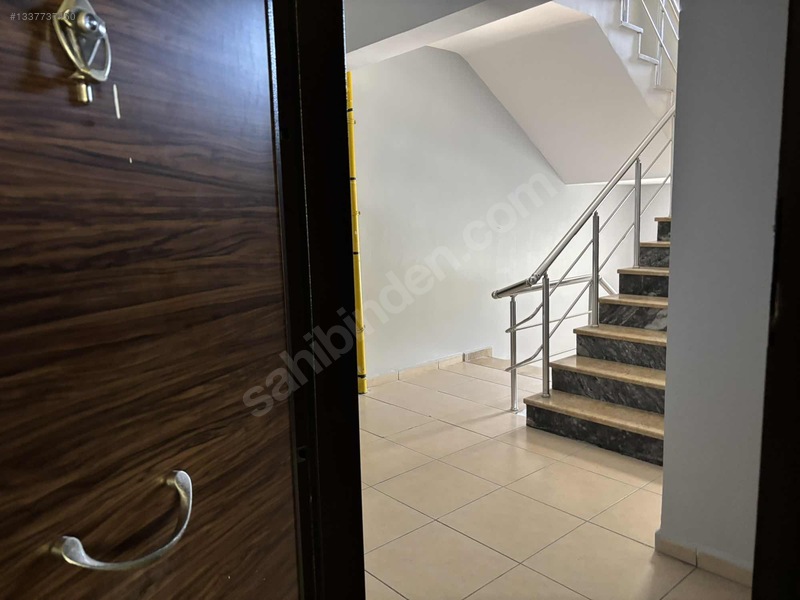 Üniversiteye Yürüme Mesafesinde Kiralık 2+1 Eşyalı Daire — fotoğraf 3