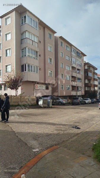 Çarşı Merkezdeı 3+1 Ara Kat Kiralık Daire — fotoğraf 2
