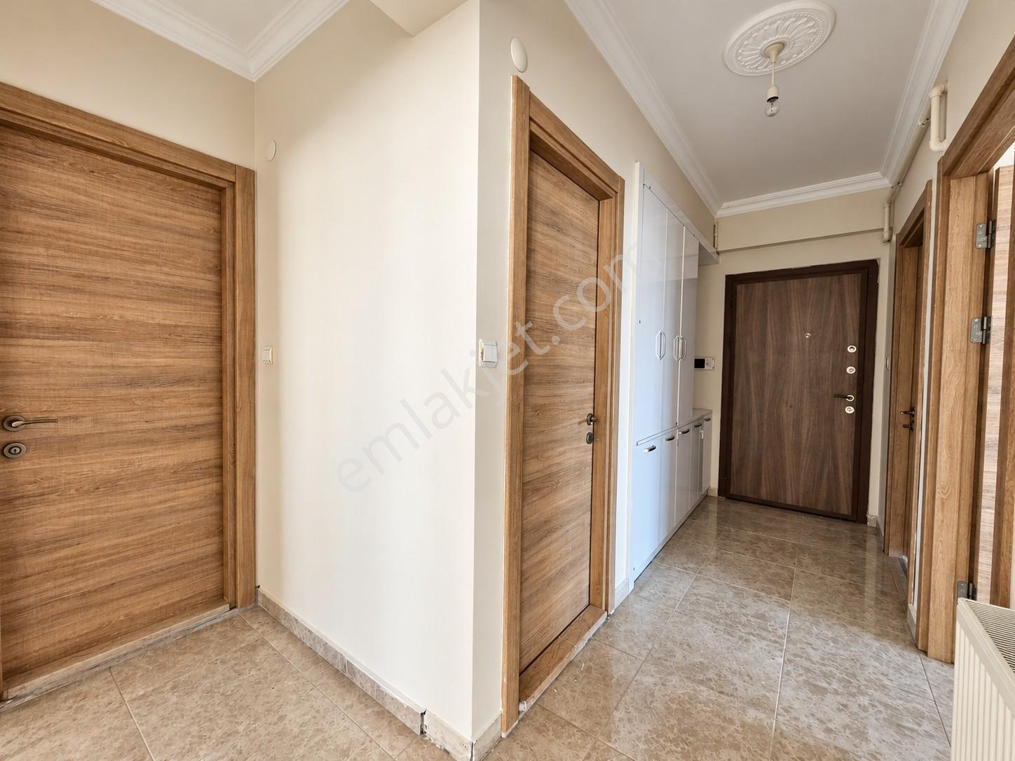 ╣garanti Emlak'tan - Site İçinde - Manzaralı - 2+1 Satılık Daire — fotoğraf 16