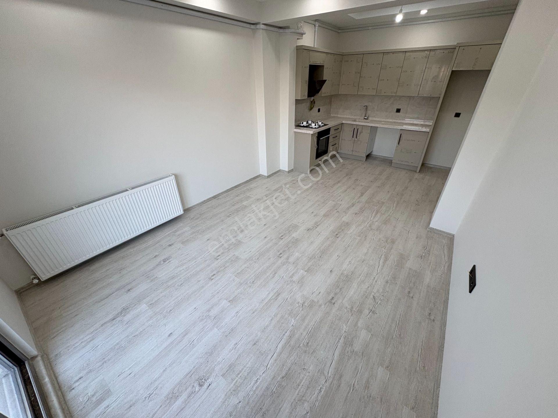 Mera Emlaktan Tuzcumurat Mah. Ara Kat 2+1 95m2 Sıfır Lüks Daire — fotoğraf 7