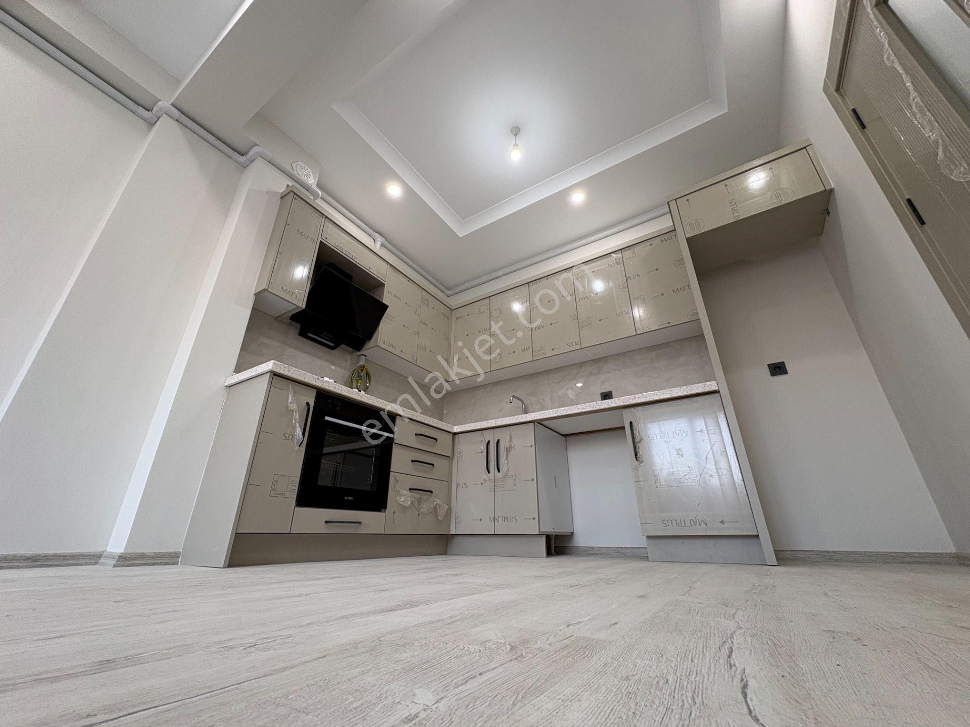 Mera Emlaktan Tuzcumurat Mah. Ara Kat 2+1 95m2 Sıfır Lüks Daire — fotoğraf 8