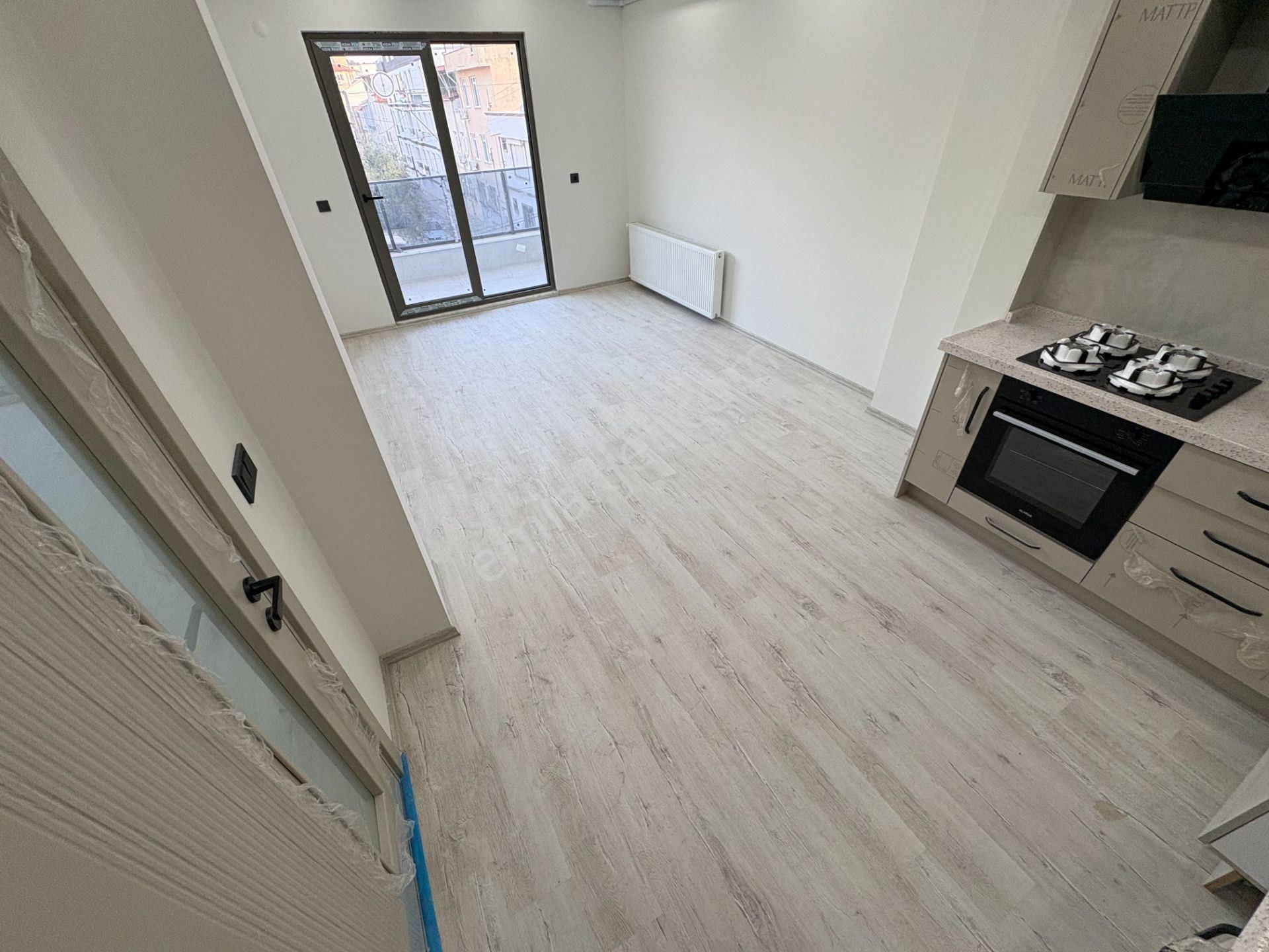 Mera Emlaktan Tuzcumurat Mah. Ara Kat 2+1 95m2 Sıfır Lüks Daire — fotoğraf 9