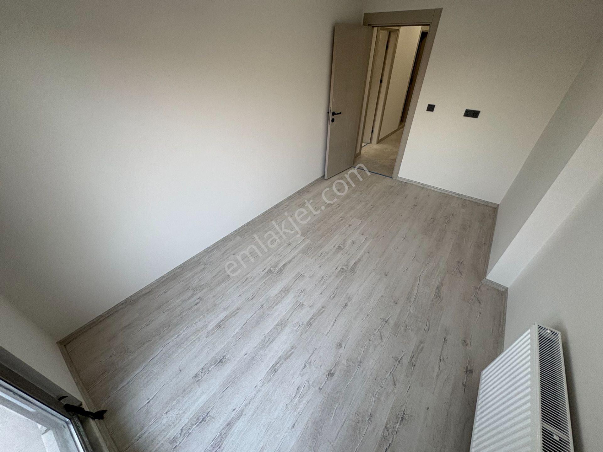 Mera Emlaktan Tuzcumurat Mah. Ara Kat 2+1 95m2 Sıfır Lüks Daire — fotoğraf 17