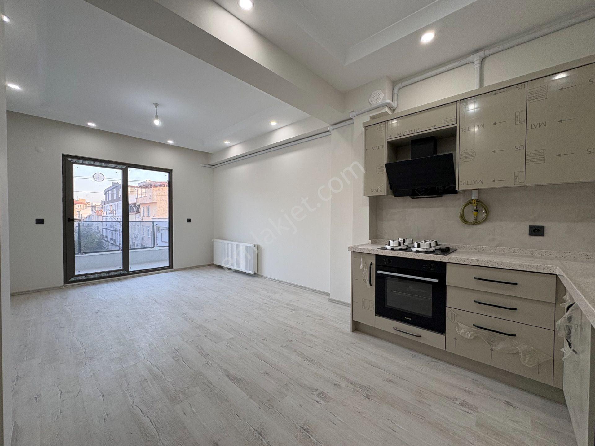 Mera Emlaktan Tuzcumurat Mah. Ara Kat 2+1 95m2 Sıfır Lüks Daire — fotoğraf 32