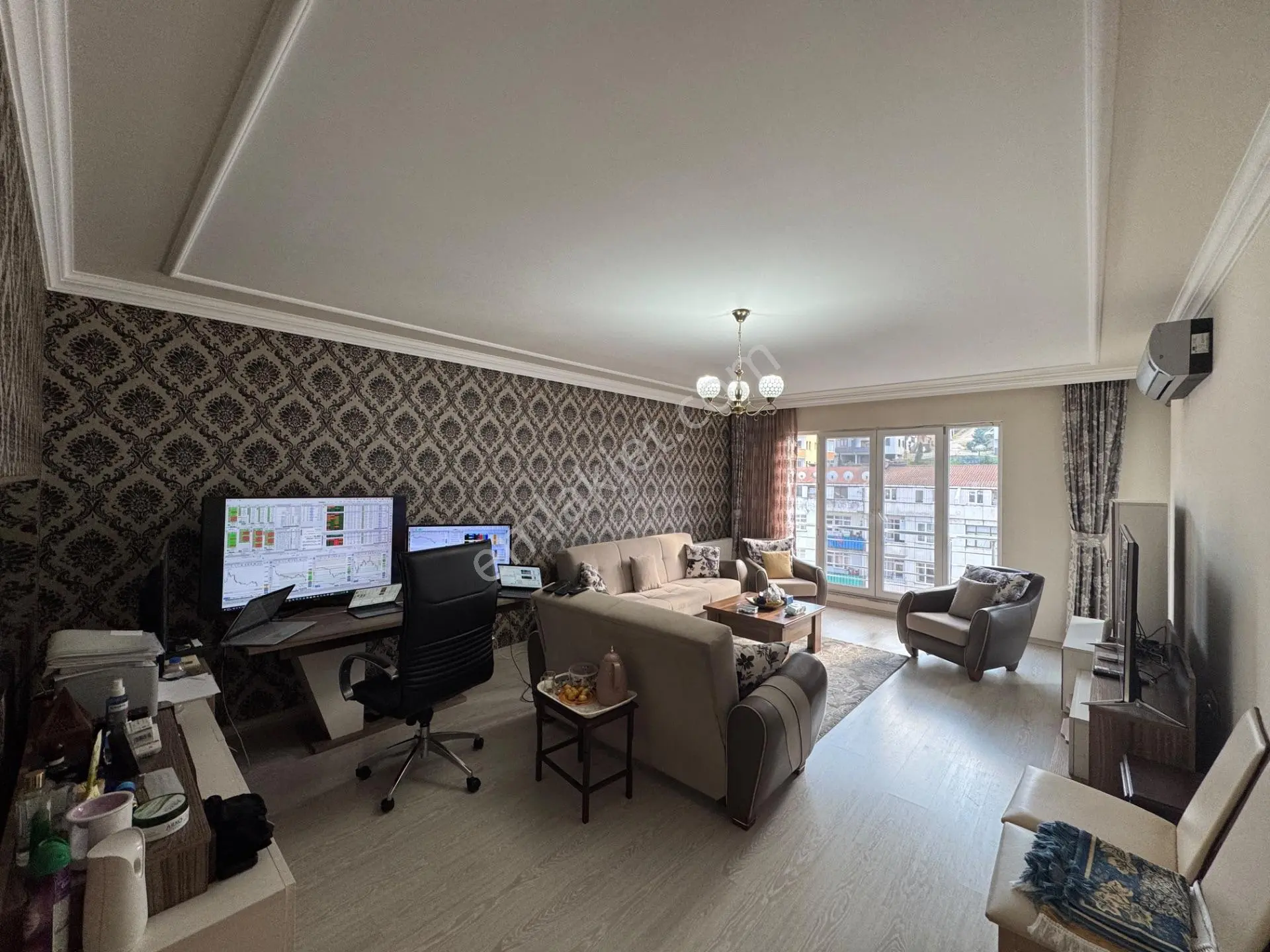 Trabzon Yomra Merkezde 3+1 Satılık Daire — fotoğraf 4