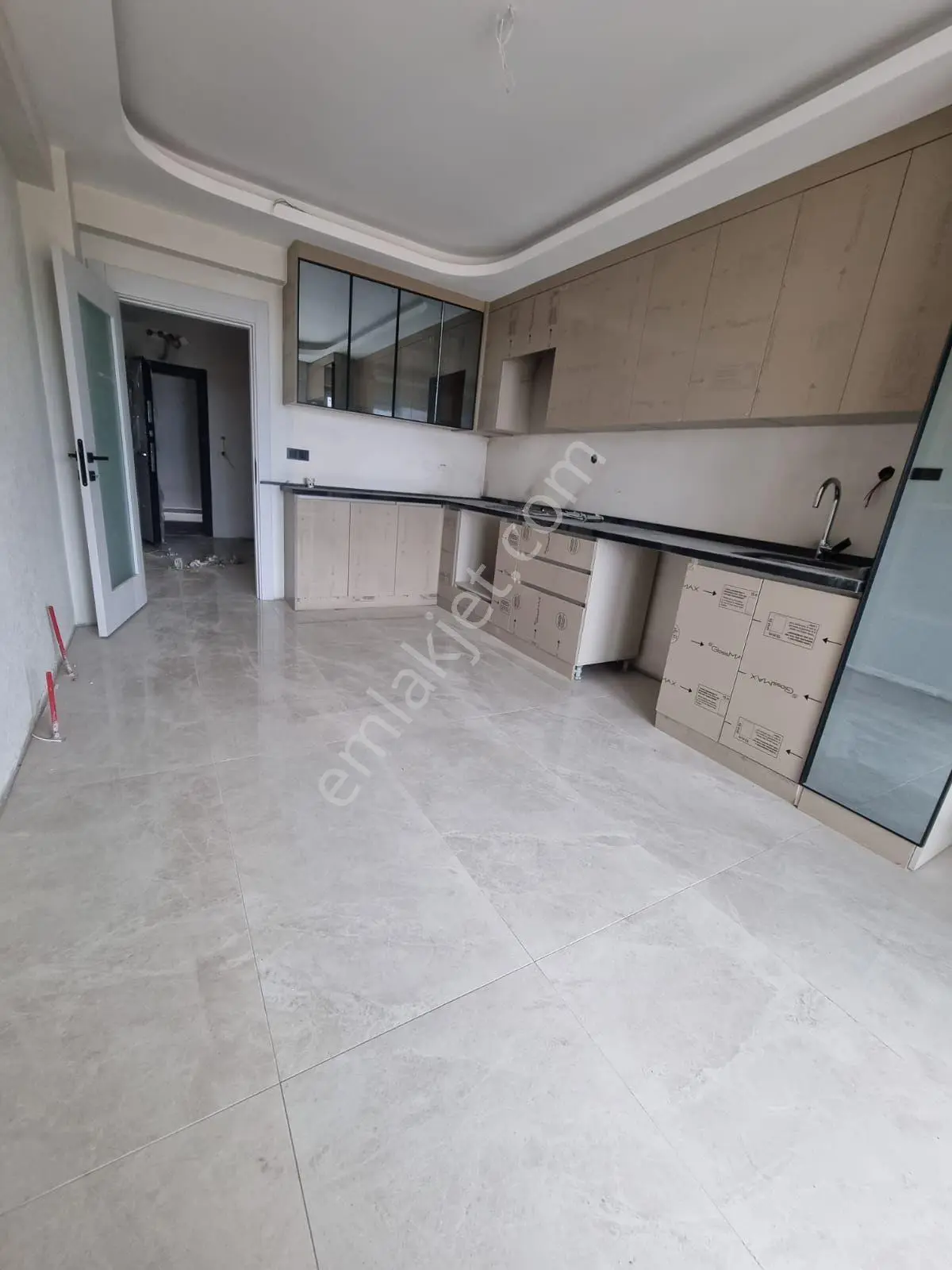 Gül Emlak'tan Beşikkaya Mahallesi O 3+1 135 Mt Net Ful Yapılı Daire — fotoğraf 2