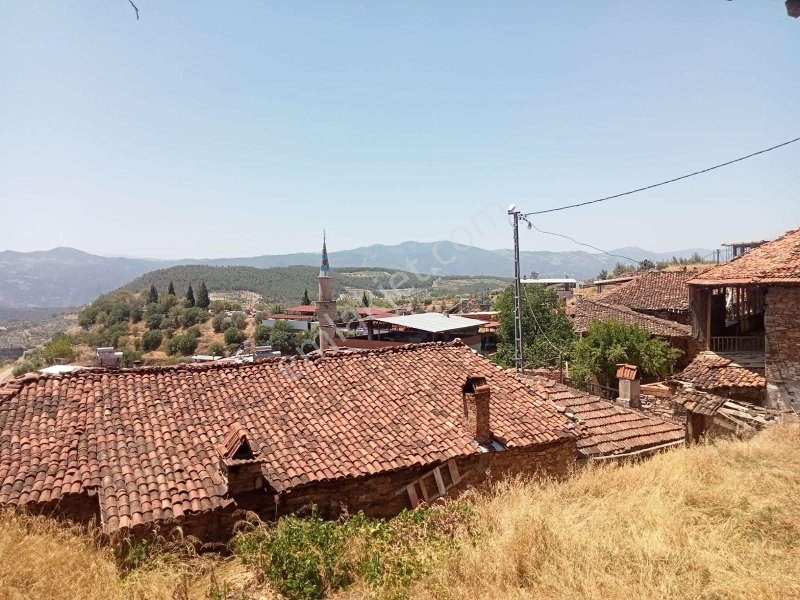 Satılık Bahceli Ahşap Ev Arsalı 436 M2 — fotoğraf 6
