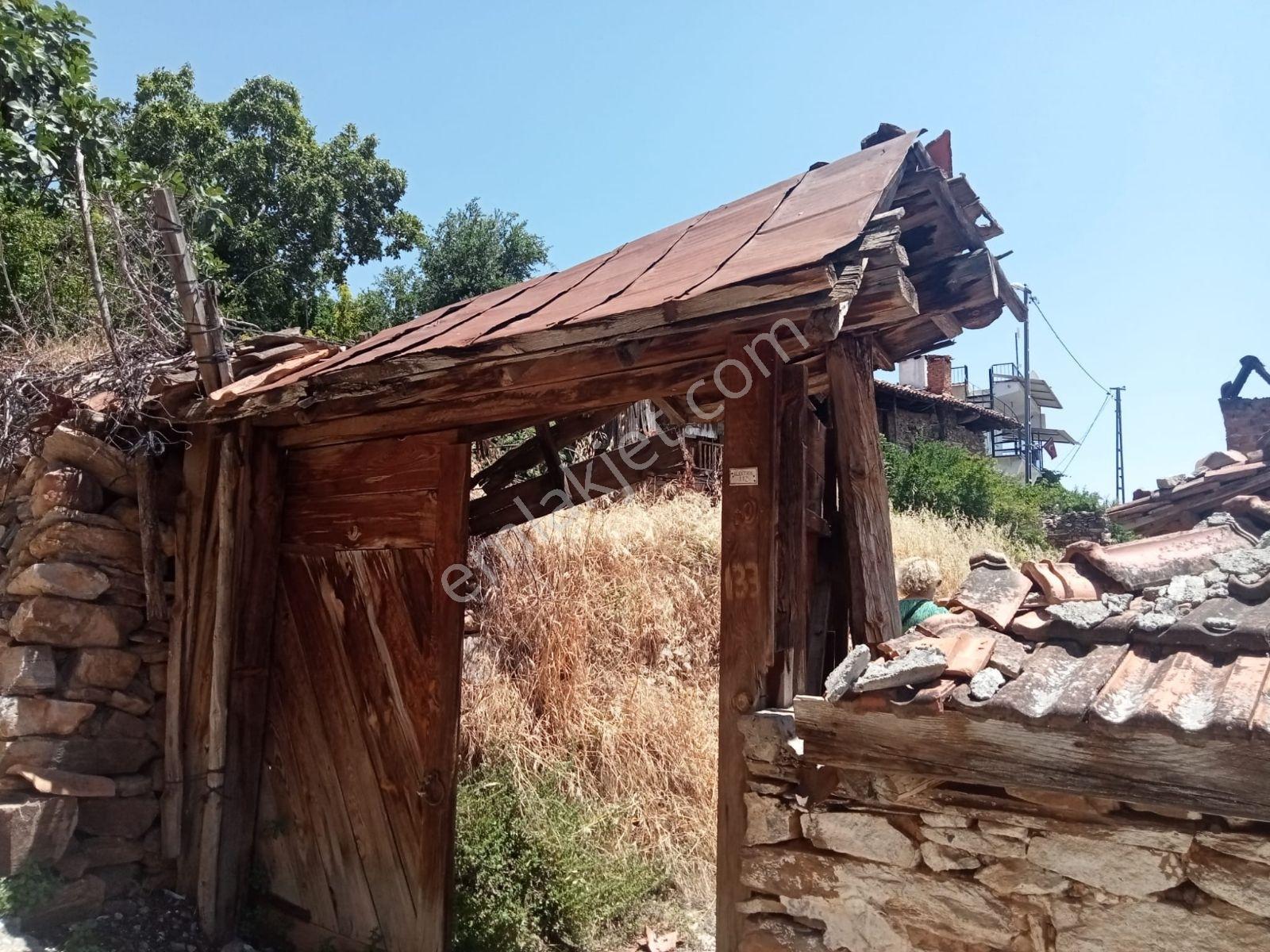 Satılık Bahceli Ahşap Ev Arsalı 436 M2 — fotoğraf 15