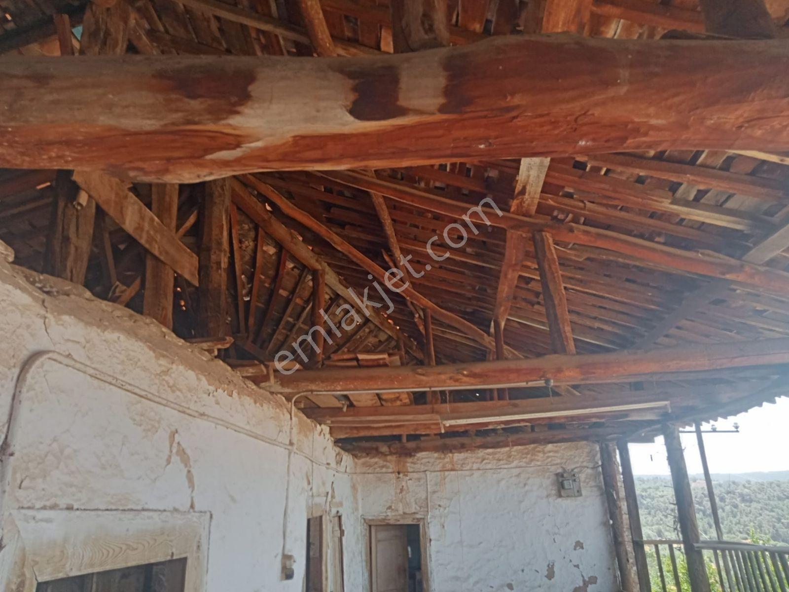 Satılık Bahceli Ahşap Ev Arsalı 436 M2 — fotoğraf 18