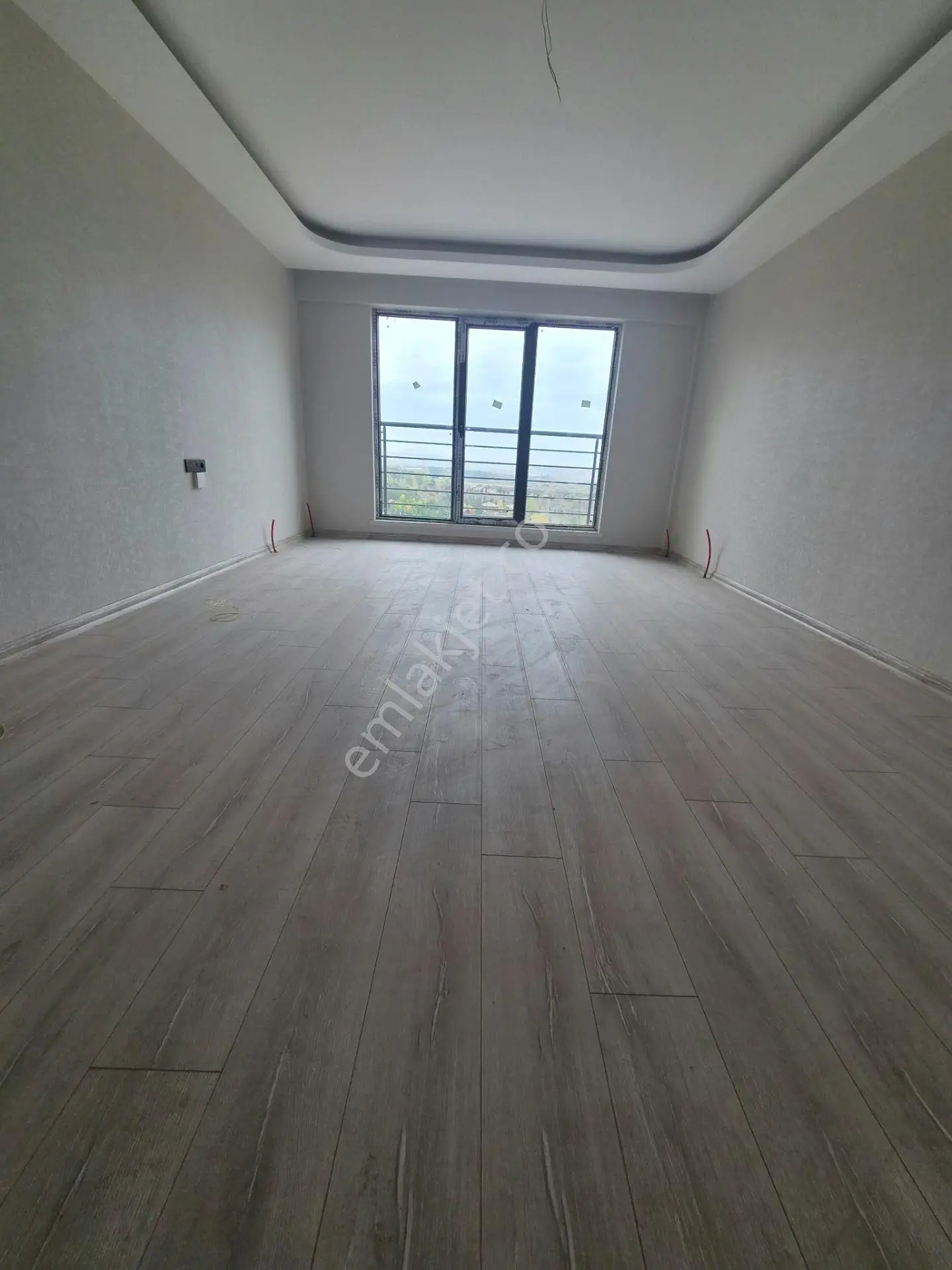 Altınköy Manzaralı 1.kat Ful Yapılı 3+1 135mt Net Kullanım Alanı Teras Balkonlu — fotoğraf 7