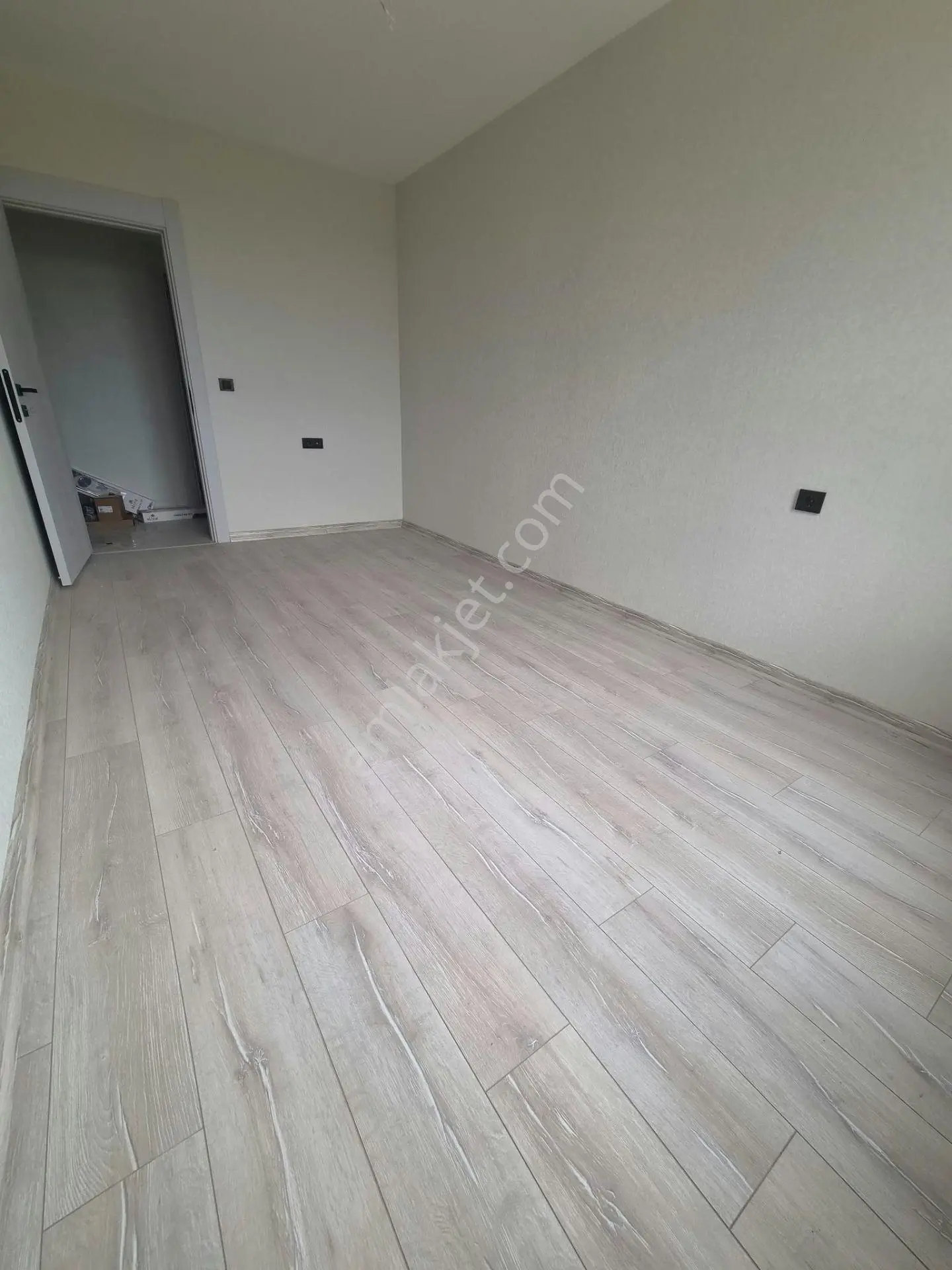 Altınköy Manzaralı 1.kat Ful Yapılı 3+1 135mt Net Kullanım Alanı Teras Balkonlu — fotoğraf 20