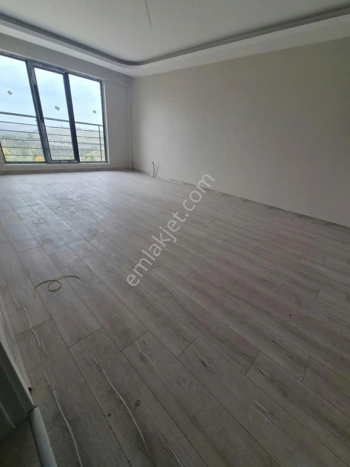 Altınköy Manzaralı 1.kat Ful Yapılı 3+1 135mt Net Kullanım Alanı Teras Balkonlu — fotoğraf 21