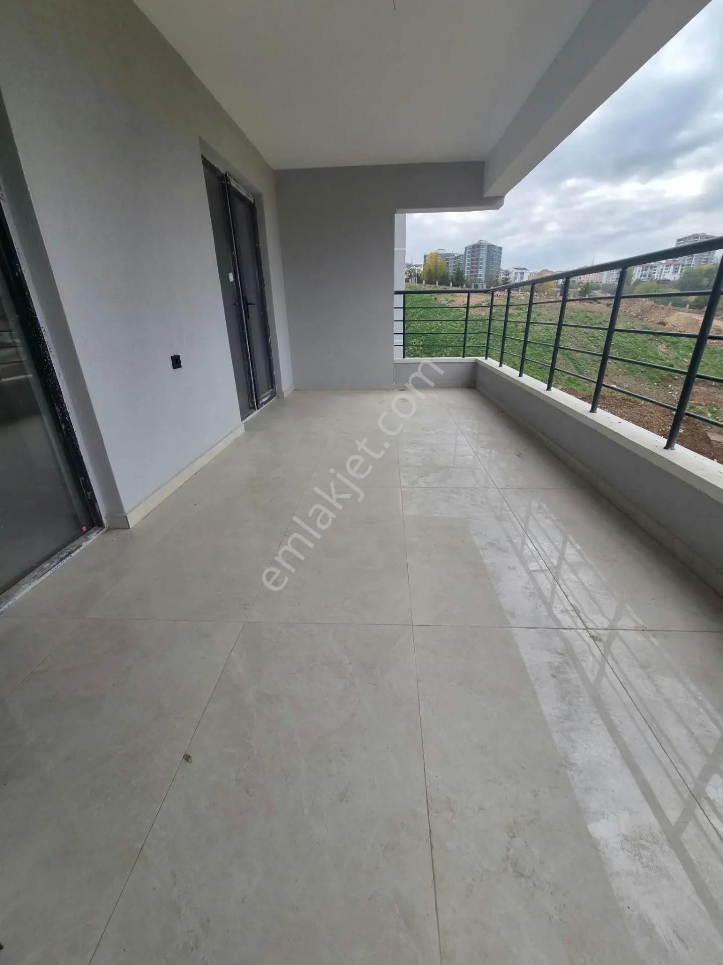 Altınköy Manzaralı 1.kat Ful Yapılı 3+1 135mt Net Kullanım Alanı Teras Balkonlu — fotoğraf 25
