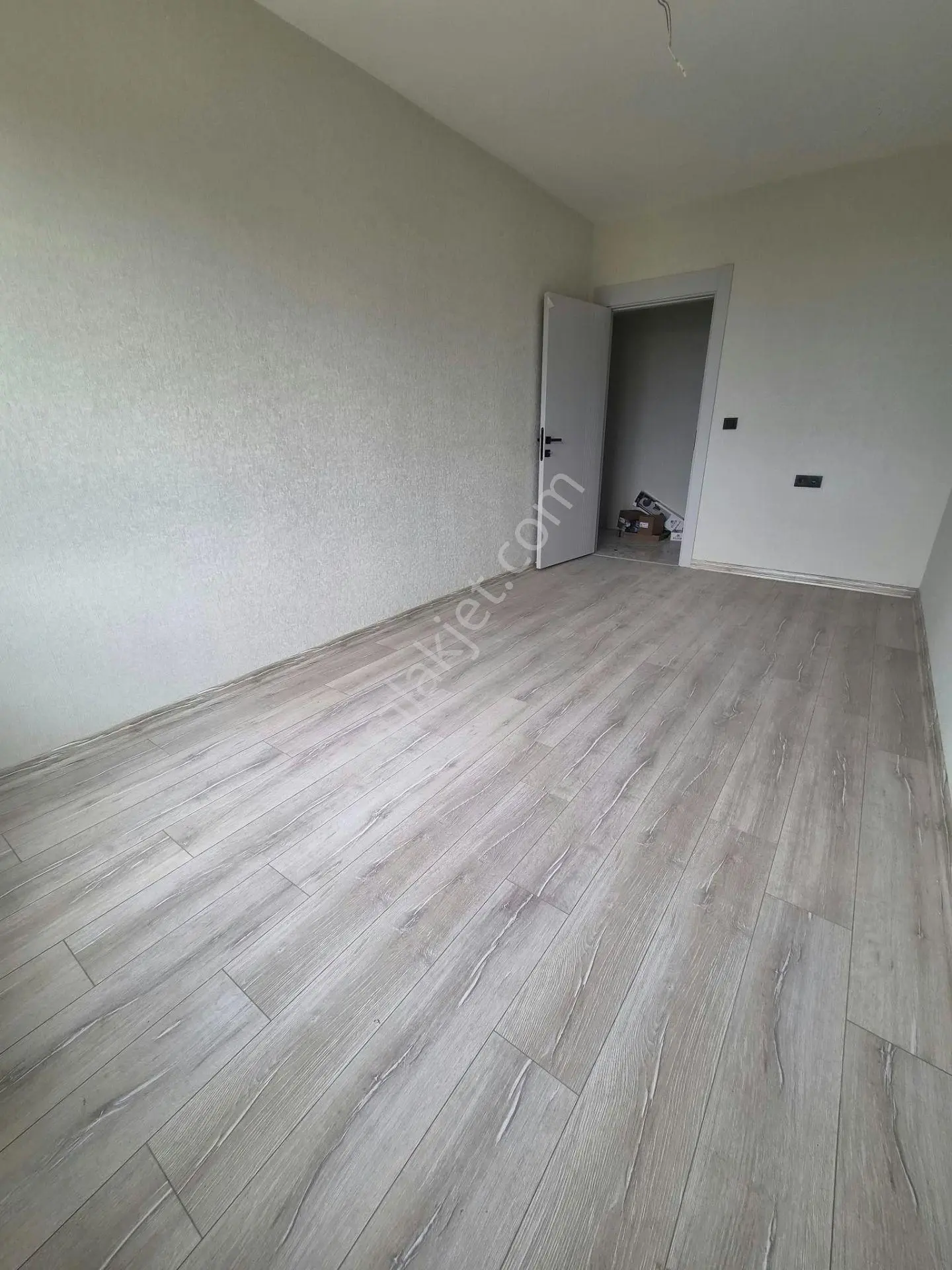 Altınköy Manzaralı 1.kat Ful Yapılı 3+1 135mt Net Kullanım Alanı Teras Balkonlu — fotoğraf 26