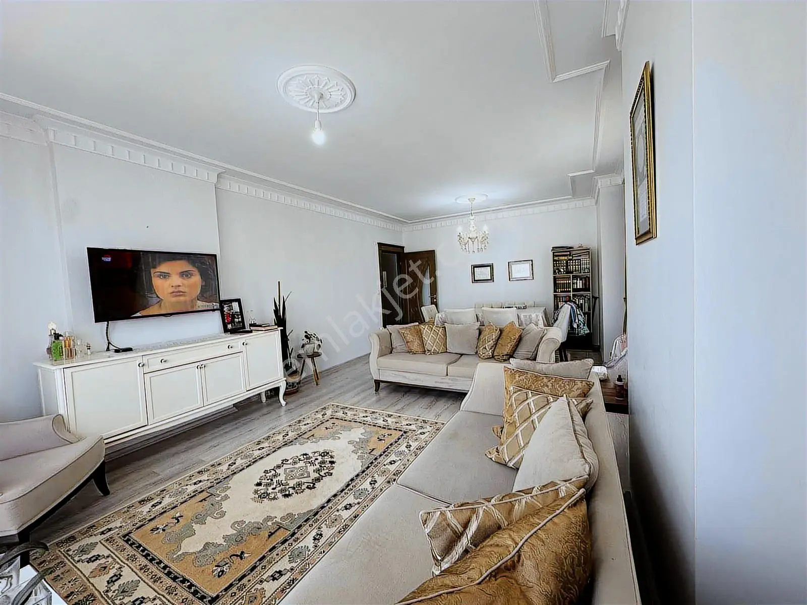 Elalmışta Site İçeridindd Büyük M 2 Balkonlu 3 +1 — fotoğraf 7