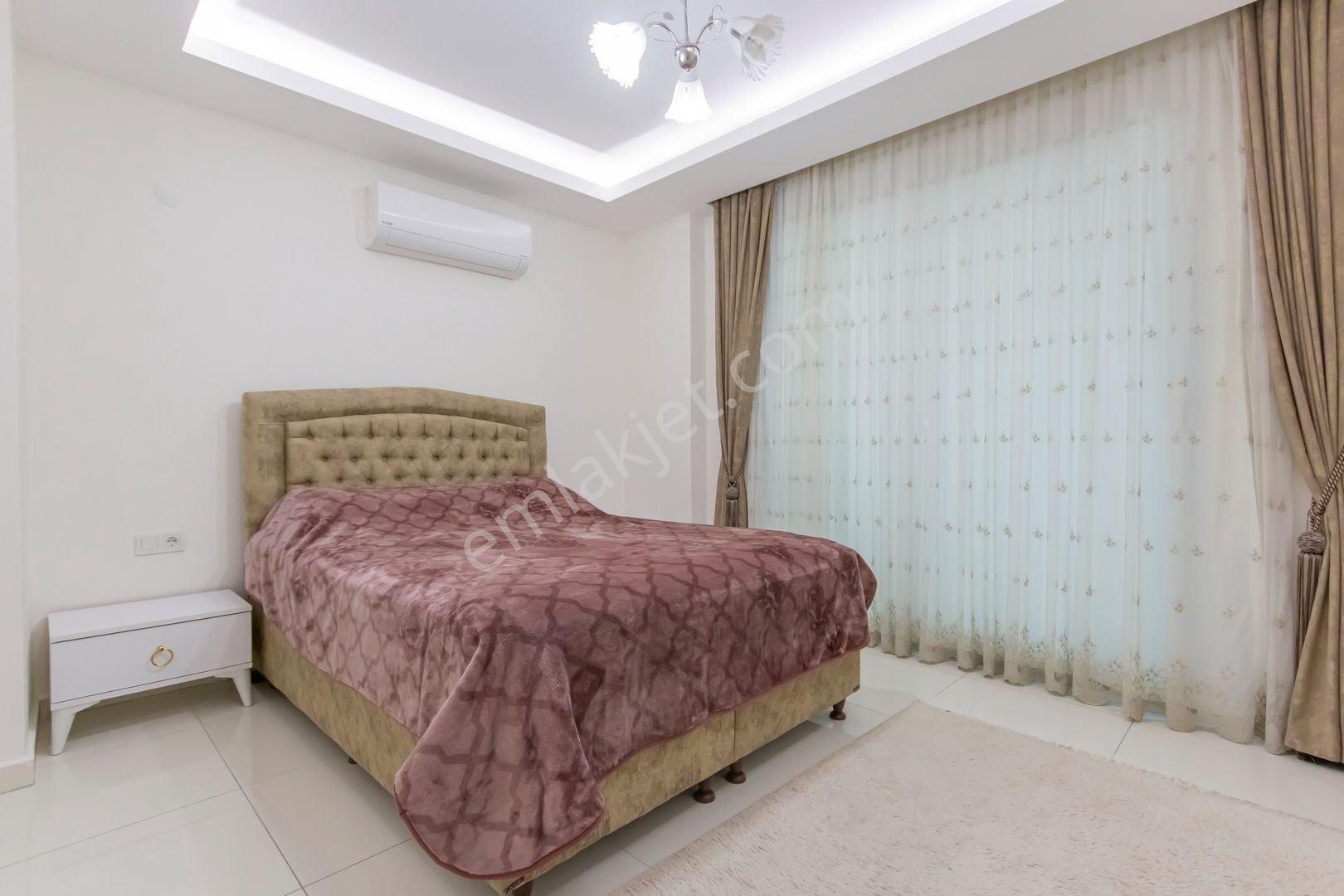 Alanya Mahmutlarda Ultra Lüks Eşyalı Merkezi Konumda 2+1 Daire — fotoğraf 8