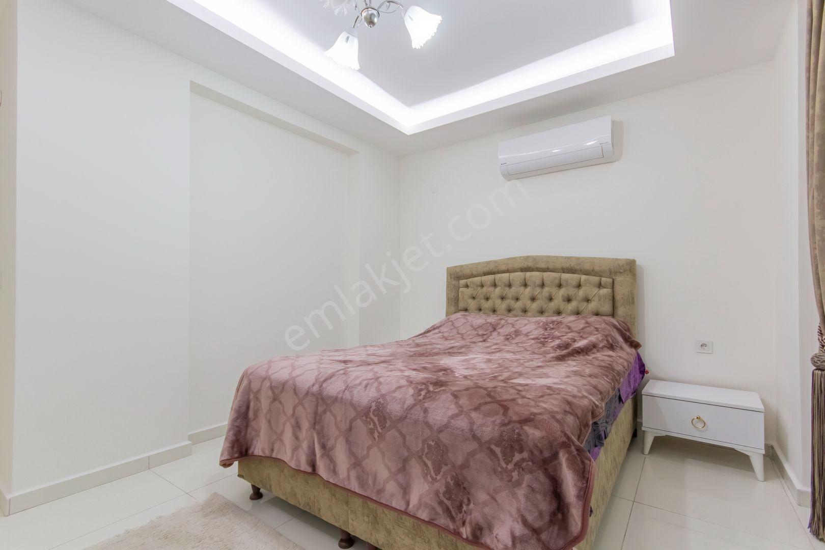 Alanya Mahmutlarda Ultra Lüks Eşyalı Merkezi Konumda 2+1 Daire — fotoğraf 9