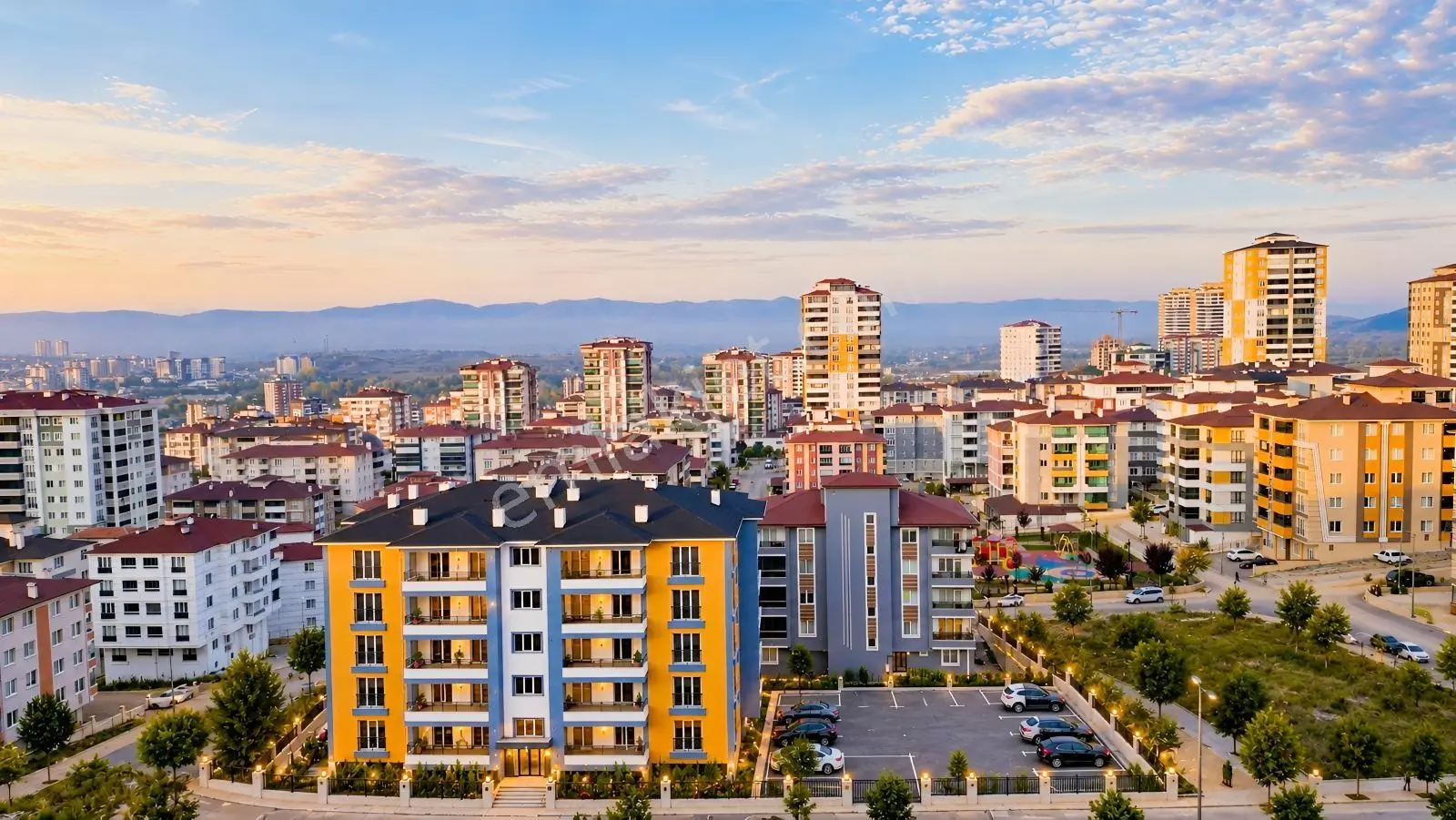 ╣garanti Emlak'tan - İhtişamlı Bir Binada - 3+1 Fırsat Daire ! — fotoğraf 6