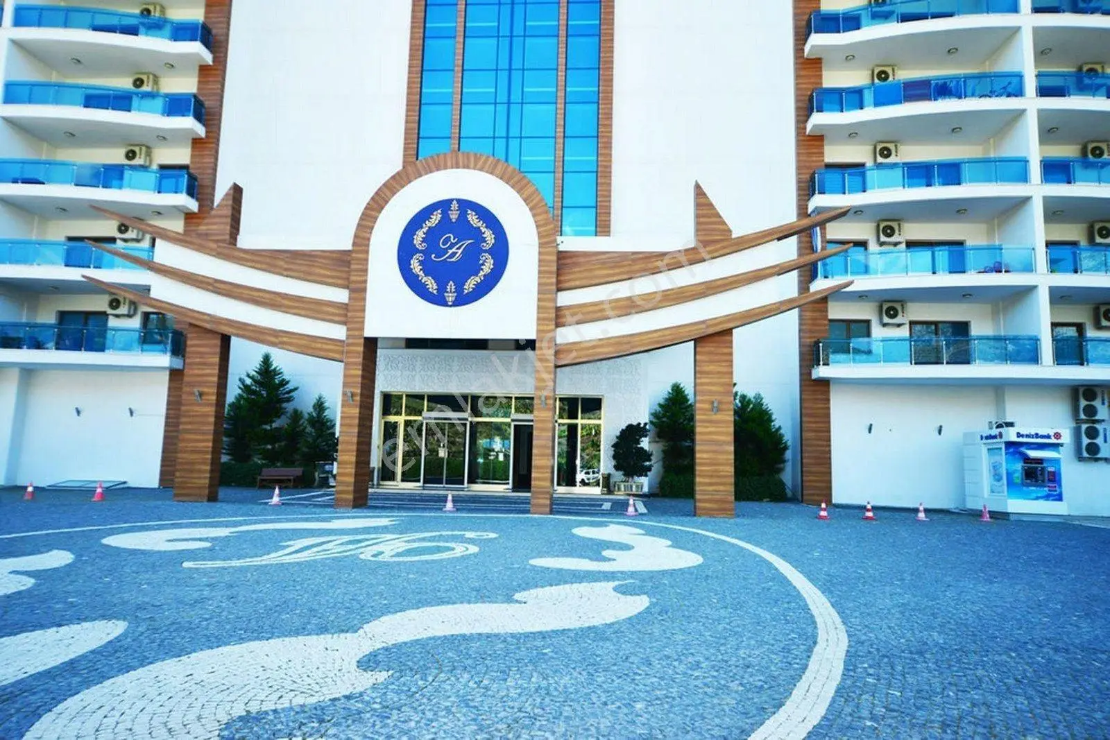 Alanya Mahmutlar’da Lüks Kompleks İçerisinde Full Eşyalı 1+1 Satılık Daire — fotoğraf 3