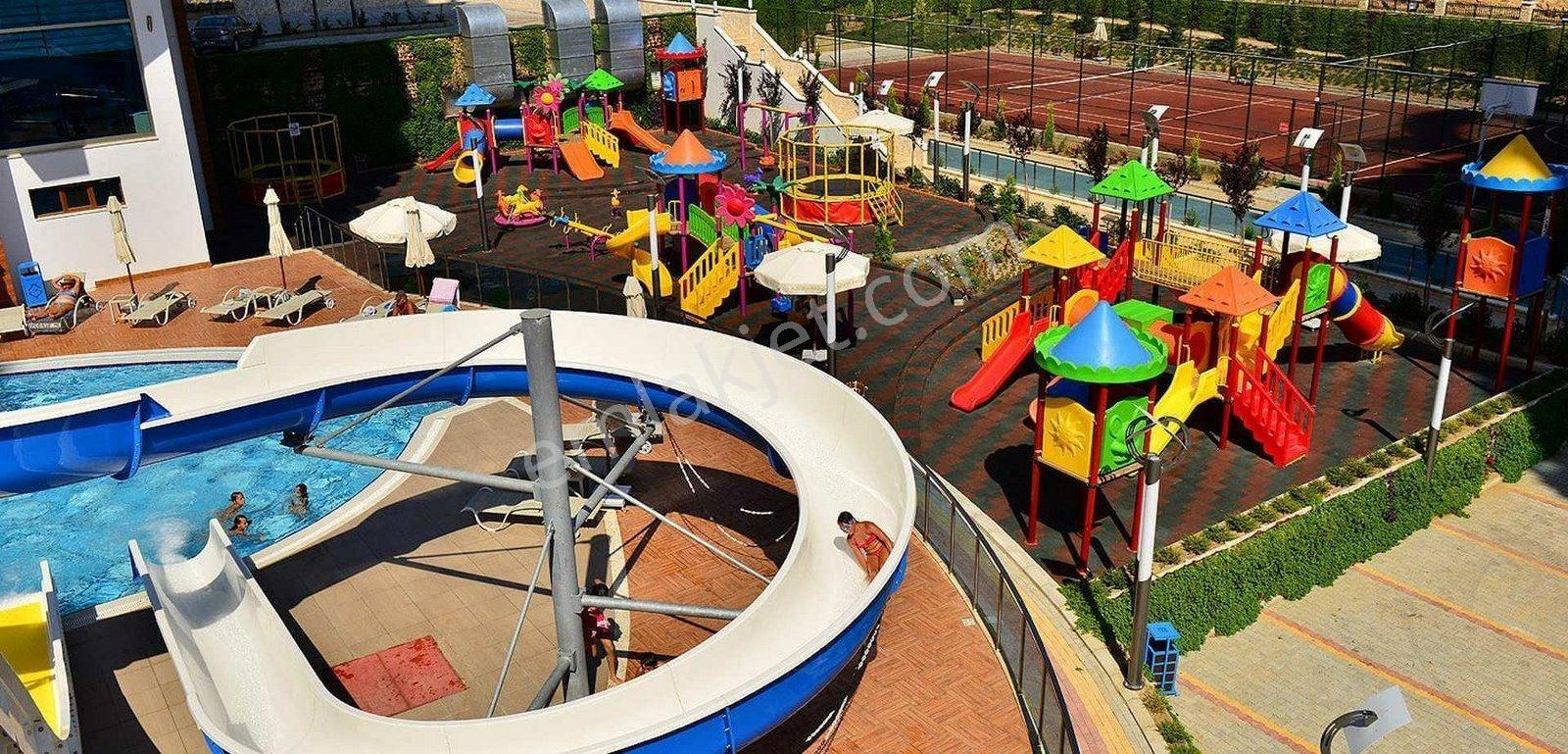 Alanya Mahmutlar’da Lüks Kompleks İçerisinde Full Eşyalı 1+1 Satılık Daire — fotoğraf 9