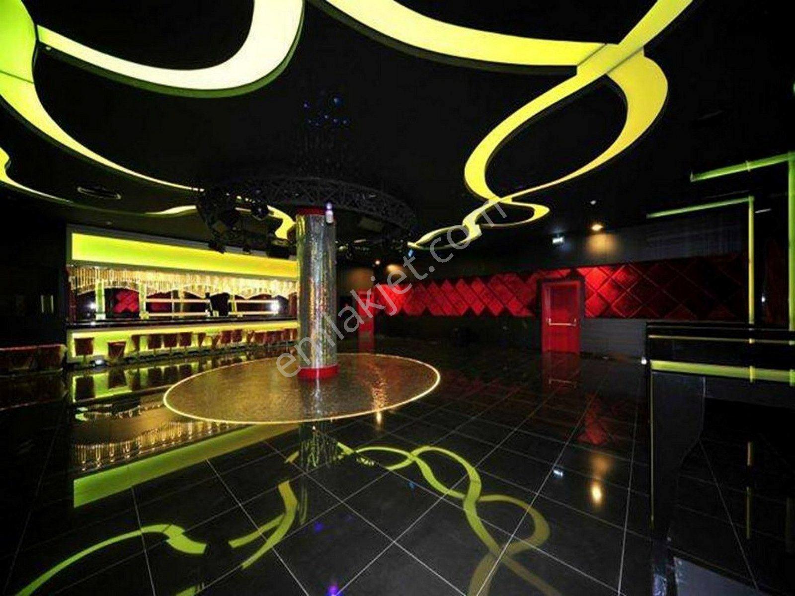Alanya Mahmutlar’da Lüks Kompleks İçerisinde Full Eşyalı 1+1 Satılık Daire — fotoğraf 35