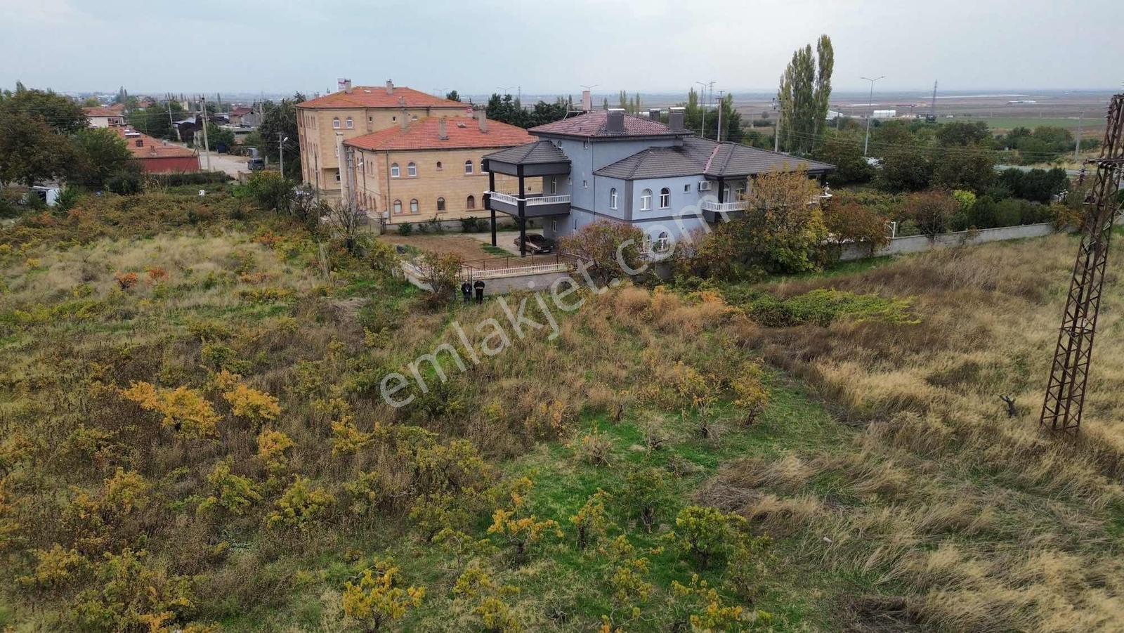 Ankara Yoluna 70 Metre Mesafede — fotoğraf 9