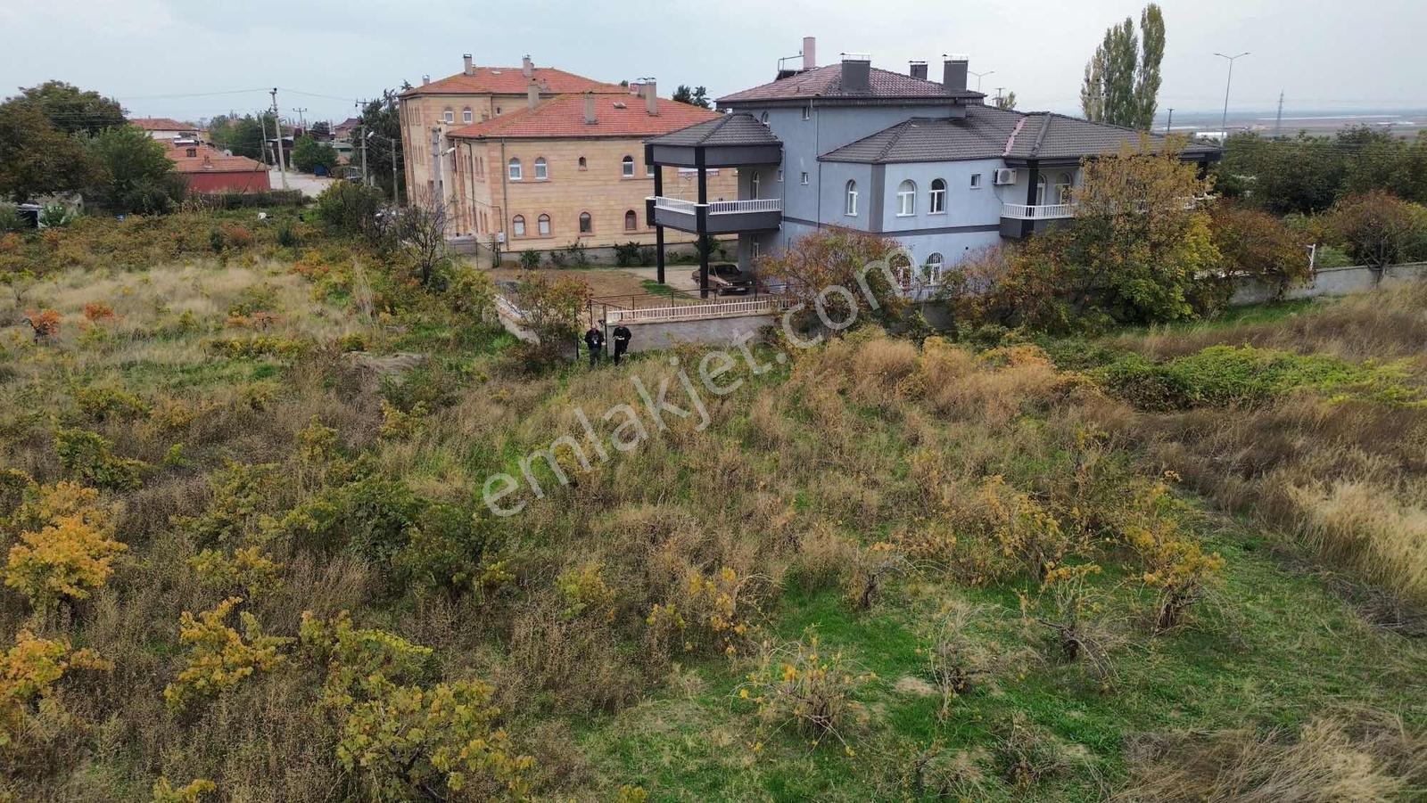 Ankara Yoluna 70 Metre Mesafede — fotoğraf 10