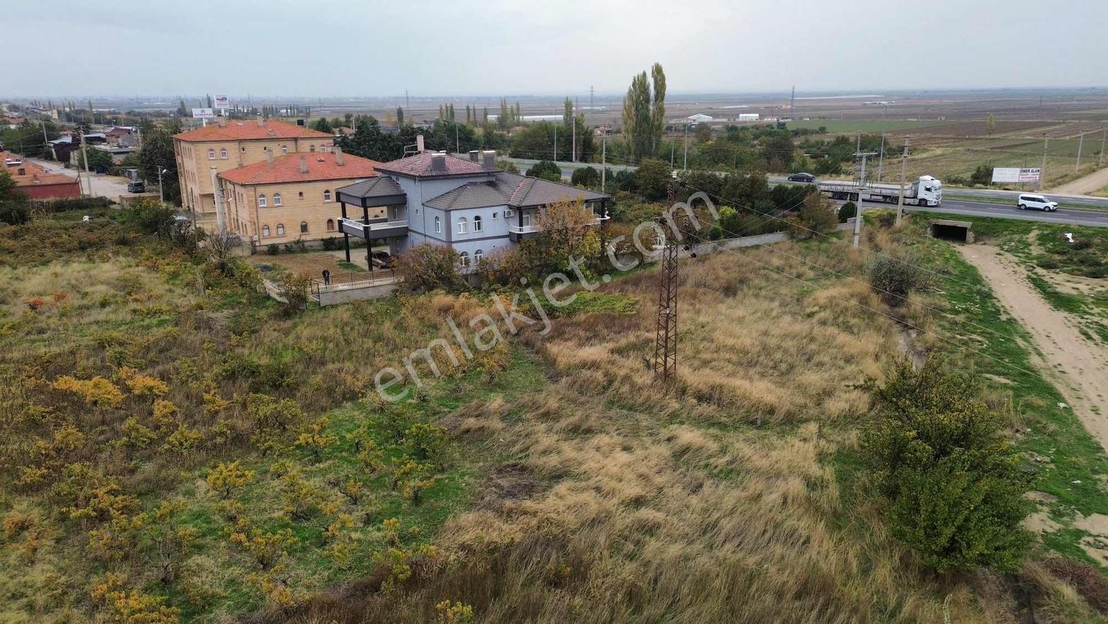 Ankara Yoluna 70 Metre Mesafede — fotoğraf 13