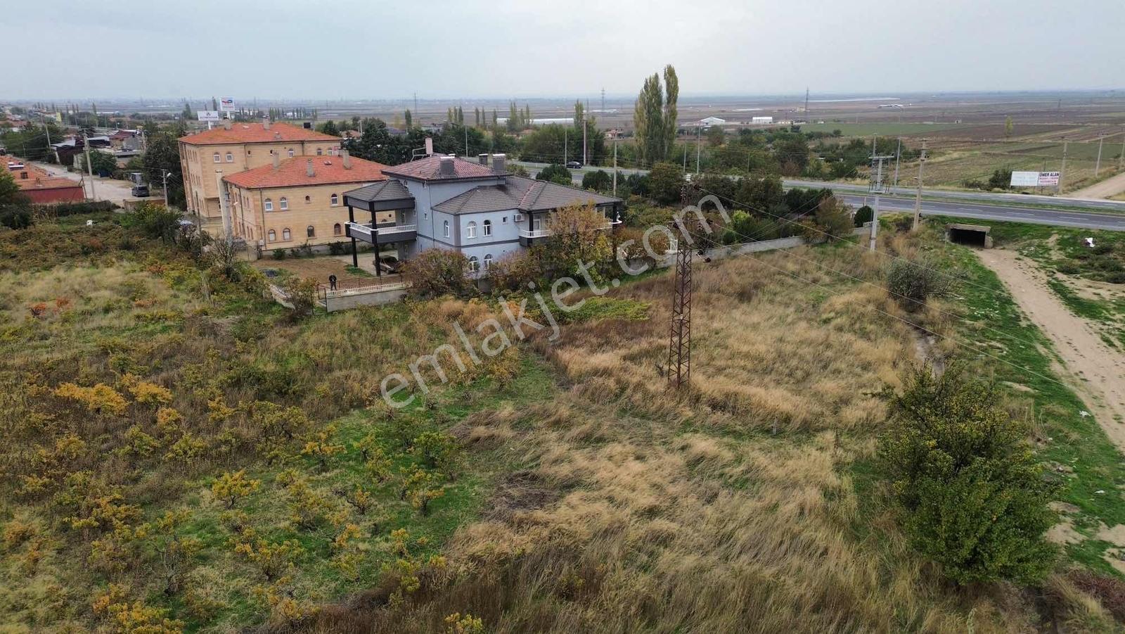 Ankara Yoluna 70 Metre Mesafede — fotoğraf 14