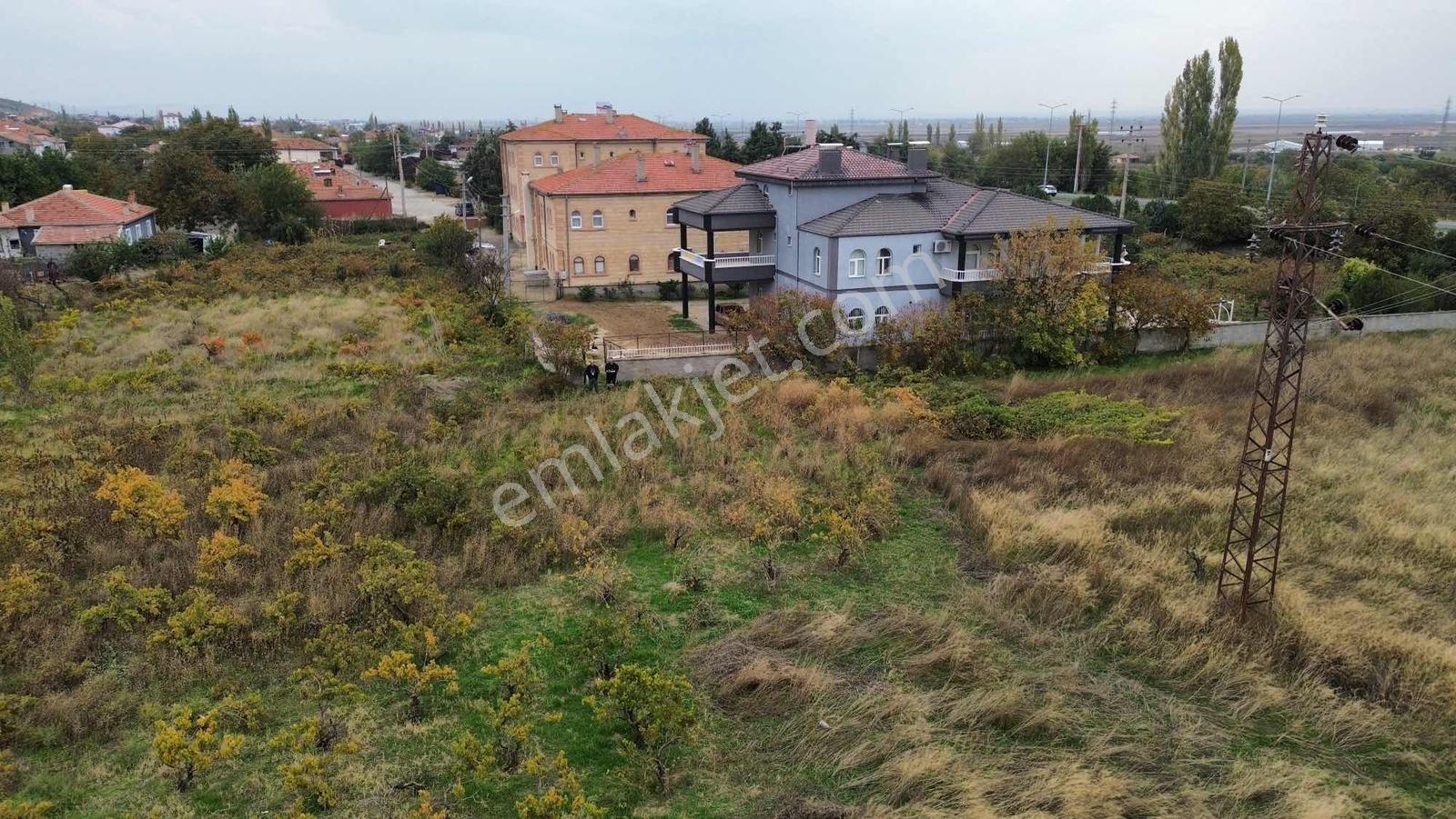 Ankara Yoluna 70 Metre Mesafede — fotoğraf 16