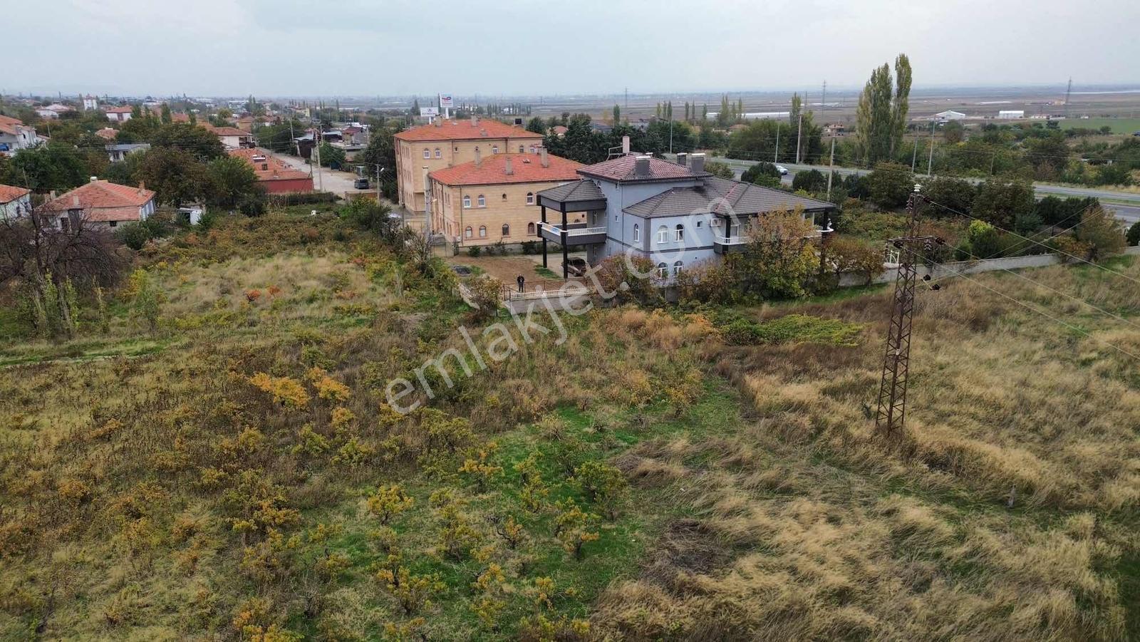 Ankara Yoluna 70 Metre Mesafede — fotoğraf 18
