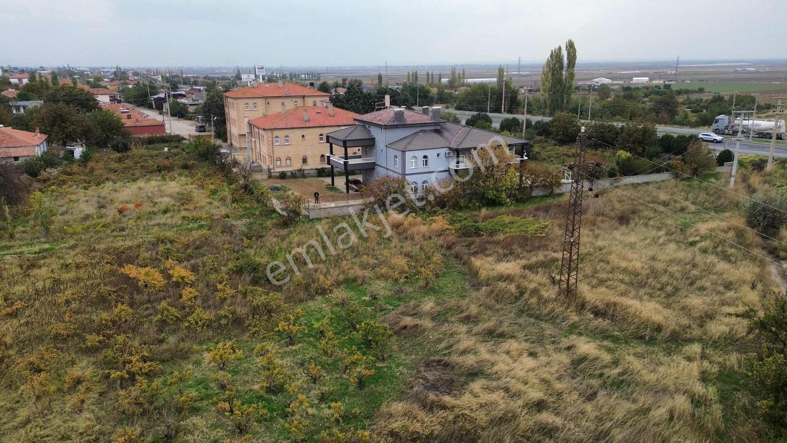 Ankara Yoluna 70 Metre Mesafede — fotoğraf 19